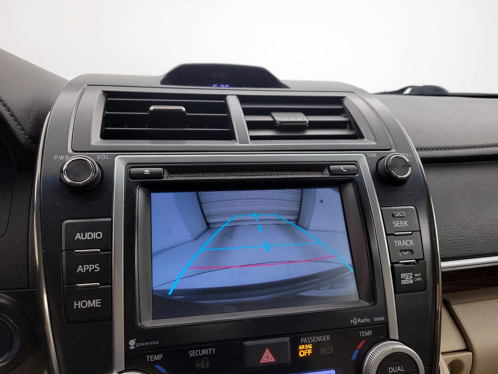 Thumbnail: 2014 Toyota Camry - 14