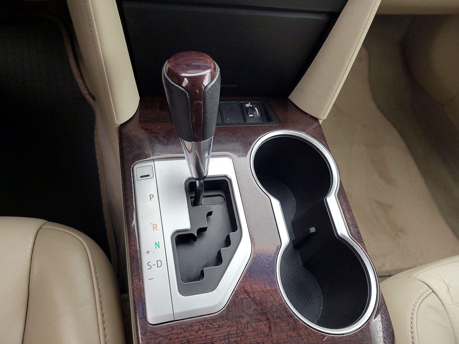 Thumbnail: 2014 Toyota Camry - 17