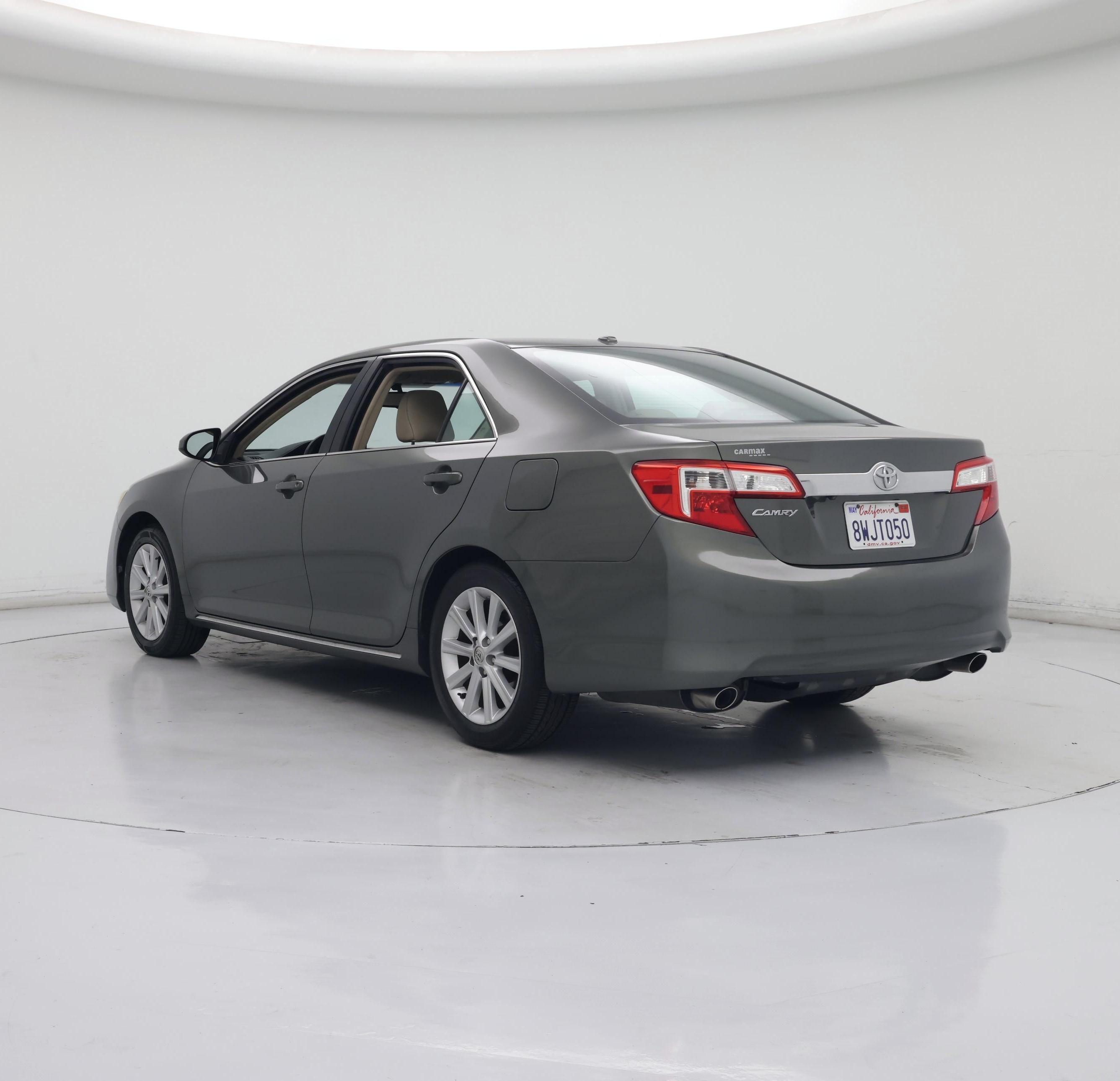 Thumbnail: 2014 Toyota Camry - 2