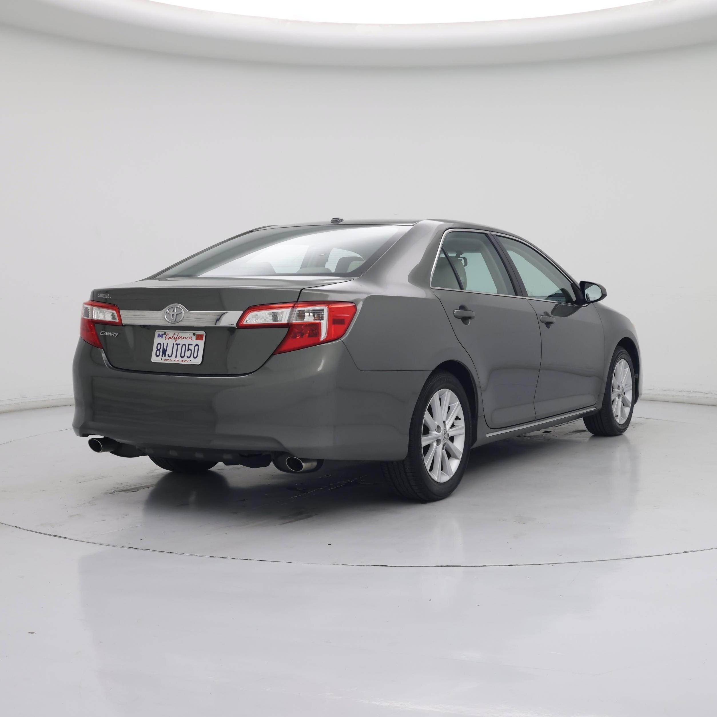 Thumbnail: 2014 Toyota Camry - 8
