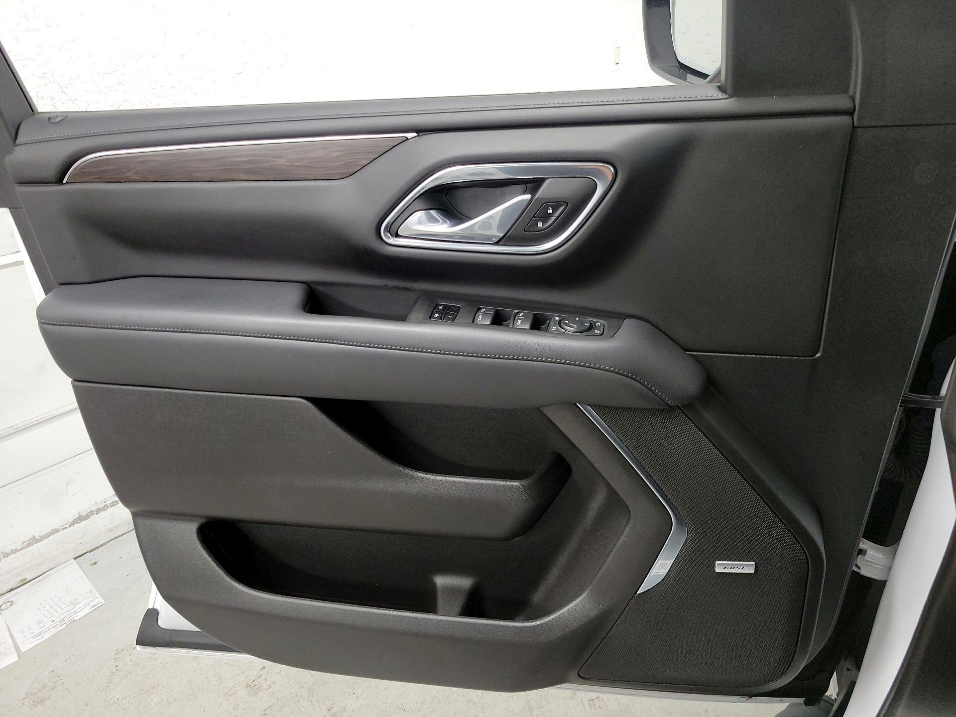 Thumbnail: 2023 Chevrolet Suburban - 12