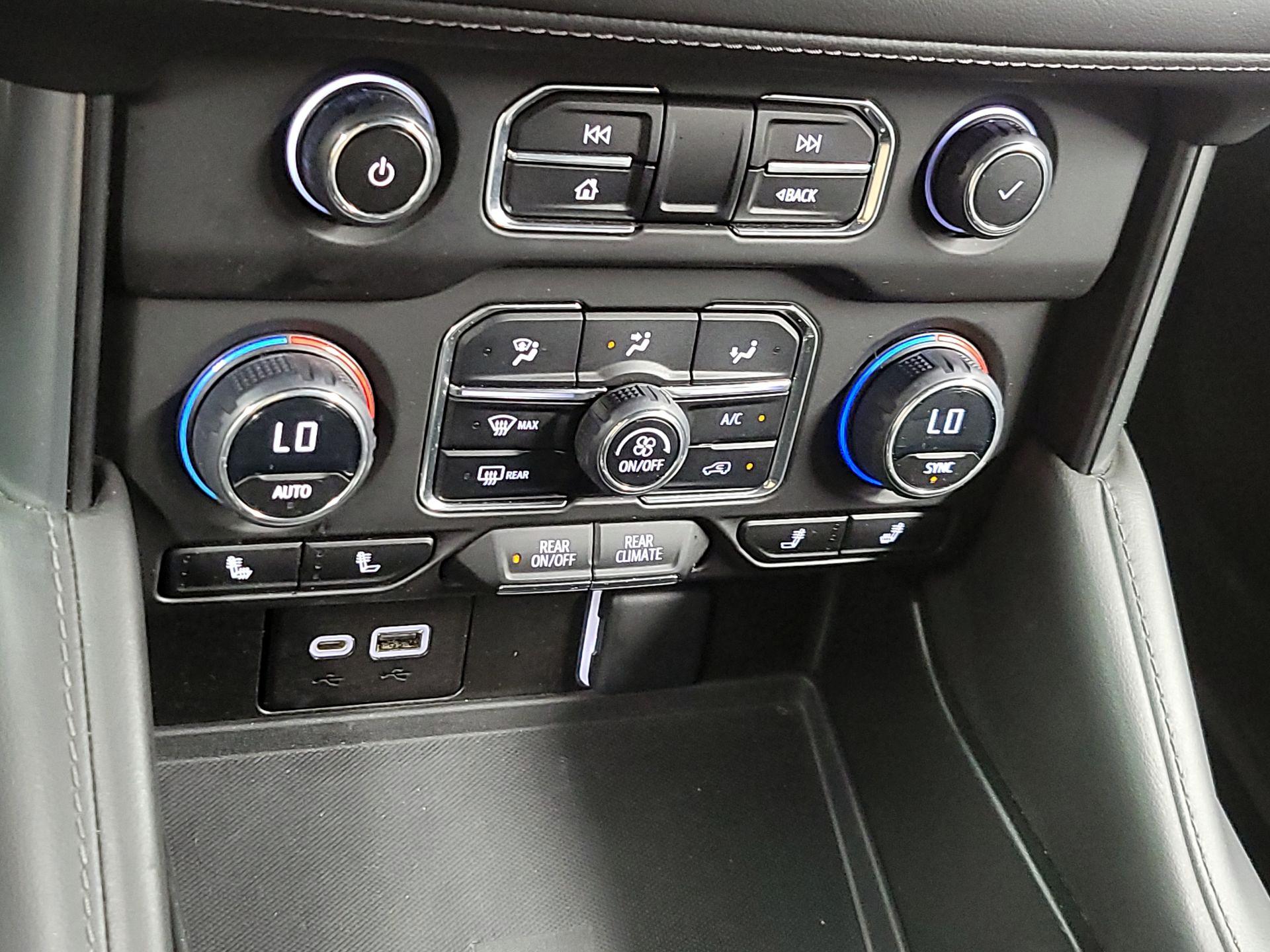 Thumbnail: 2023 Chevrolet Suburban - 15