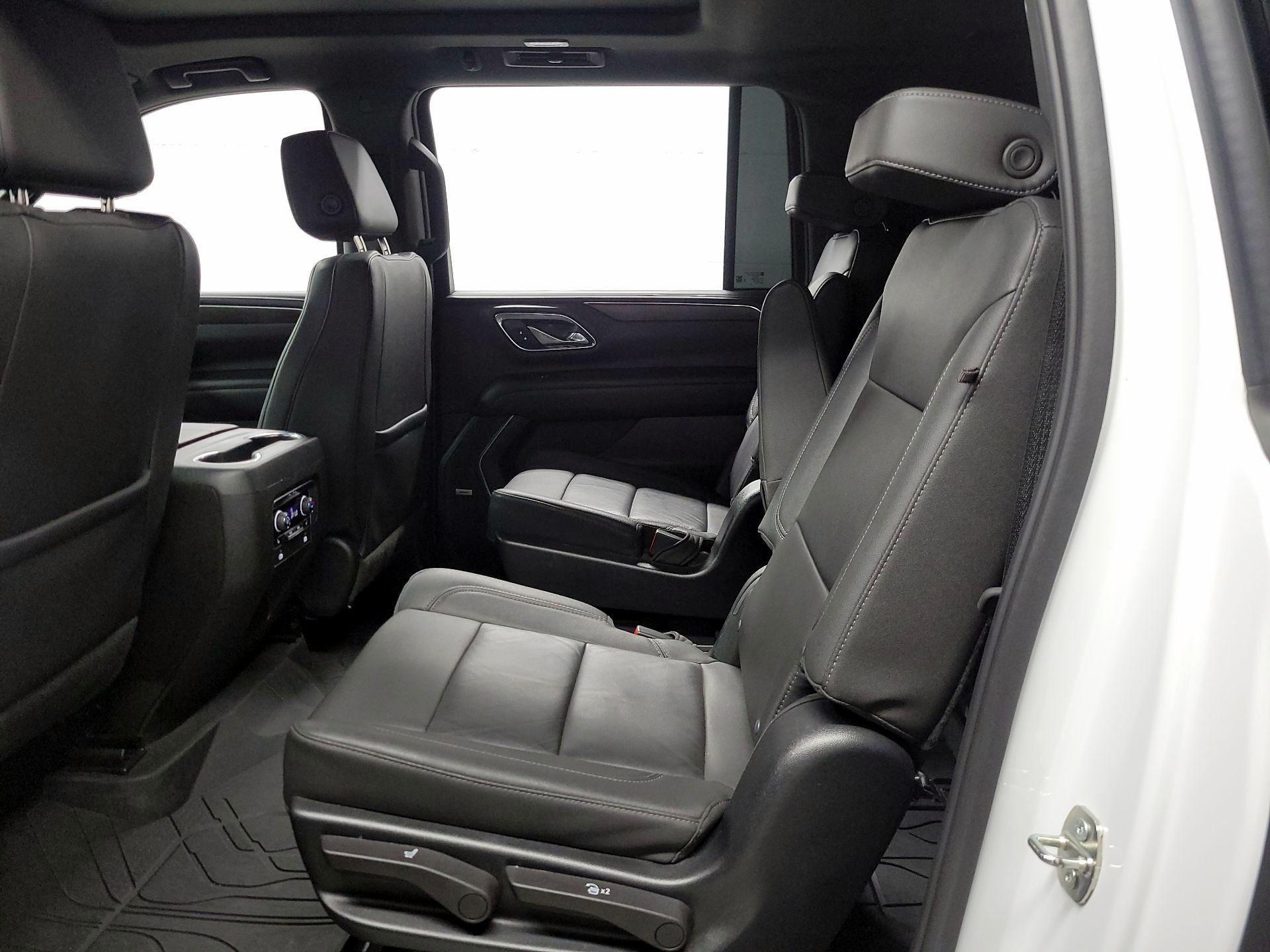 Thumbnail: 2023 Chevrolet Suburban - 18