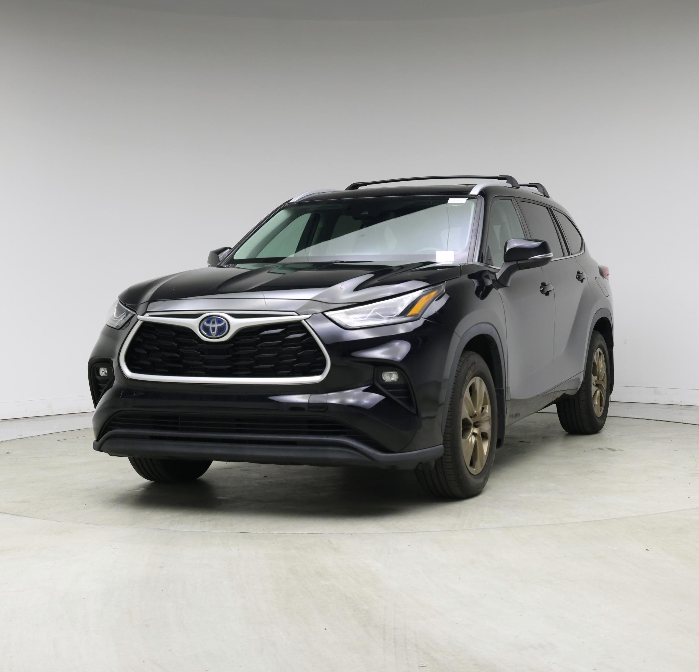 Thumbnail: 2022 Toyota Highlander - 4