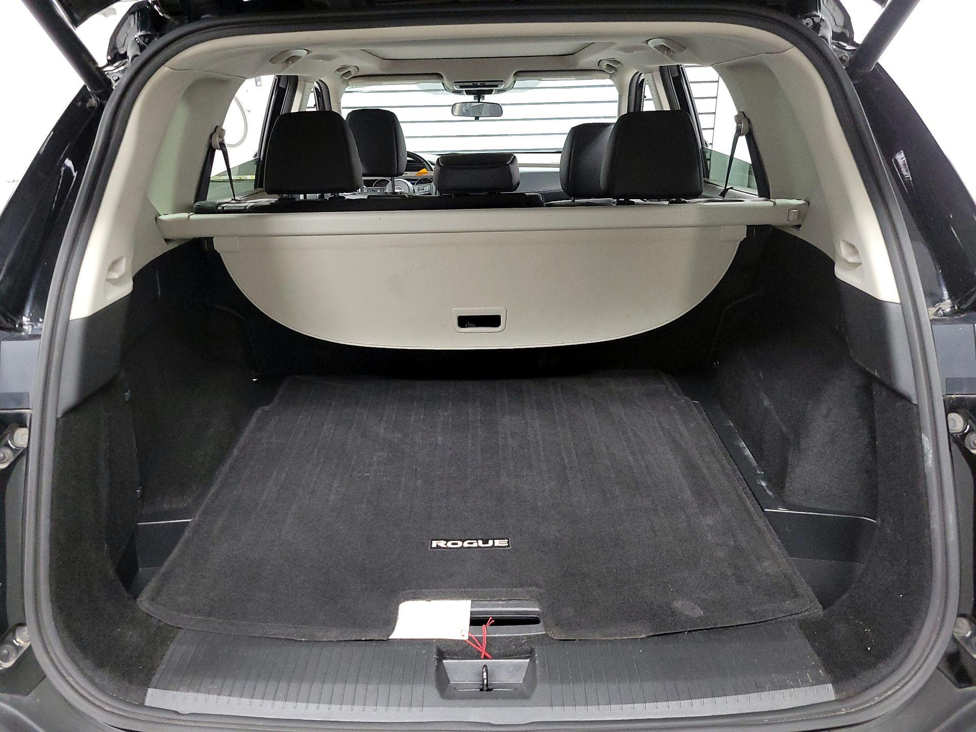 Thumbnail: 2023 Nissan Rogue - 17