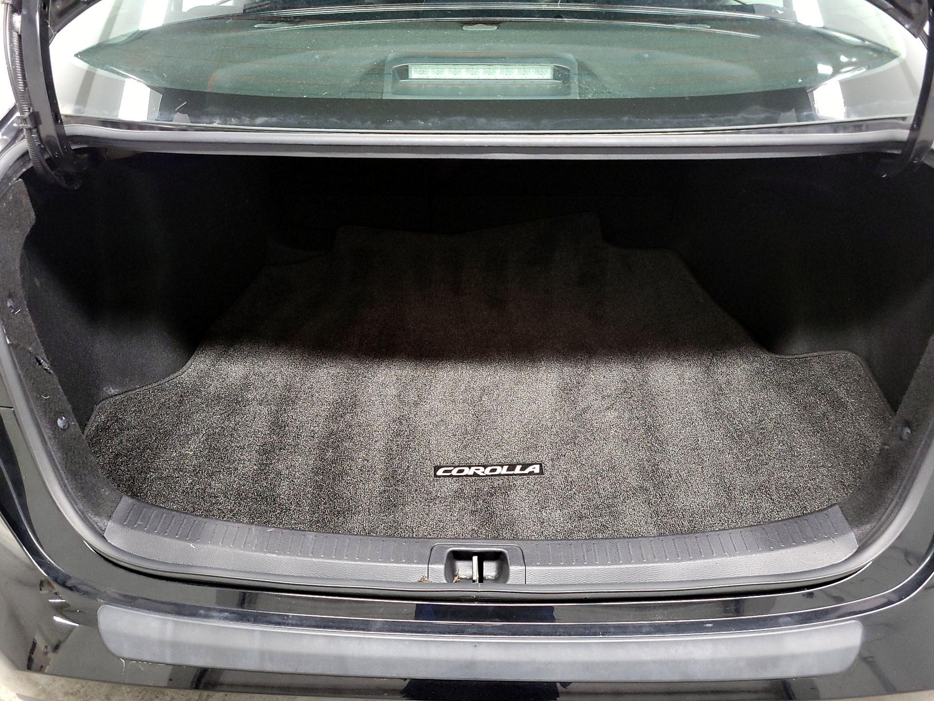 Thumbnail: 2021 Toyota Corolla - 19