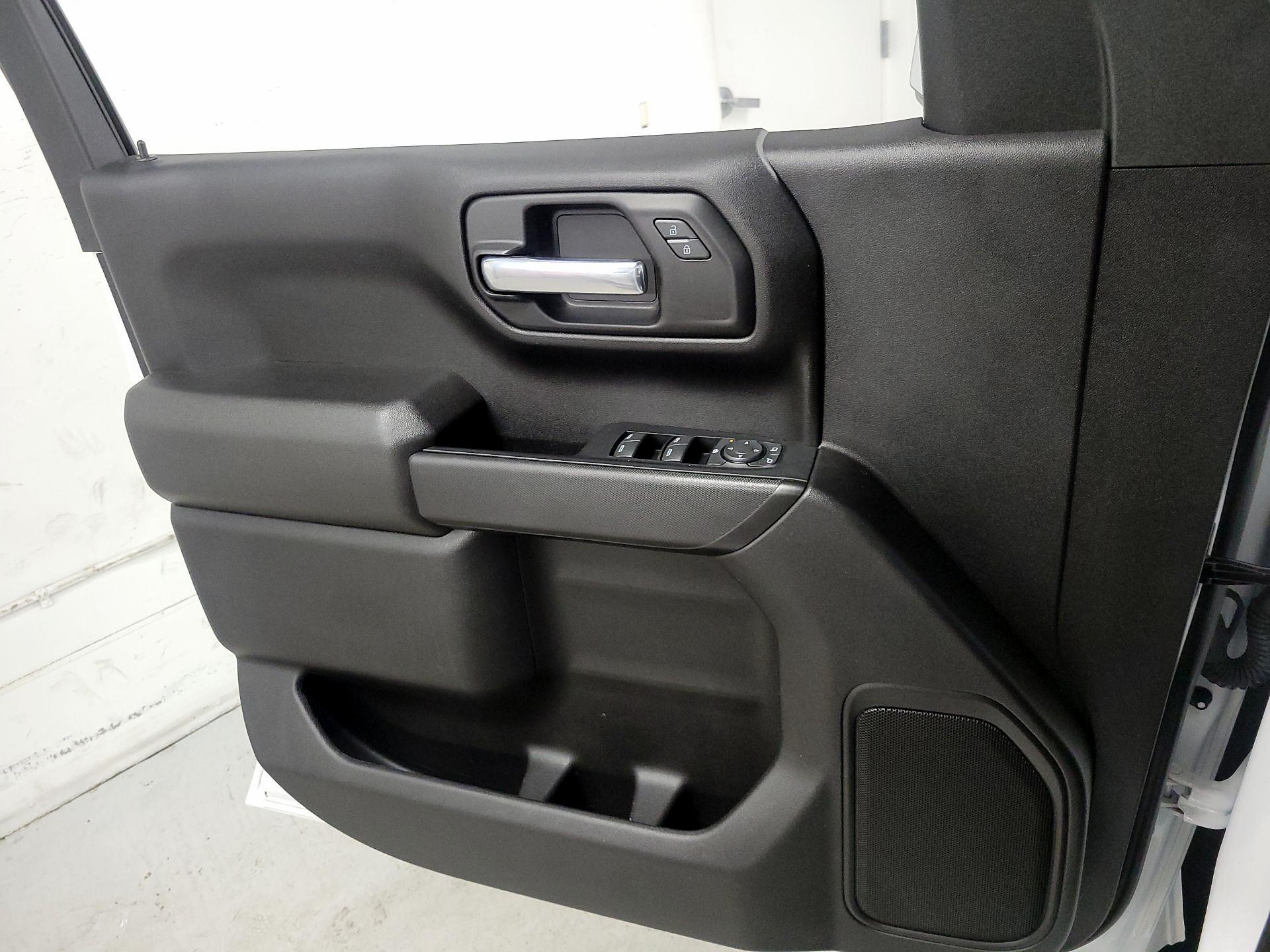 Thumbnail: 2023 Chevrolet Silverado 1500 - 12