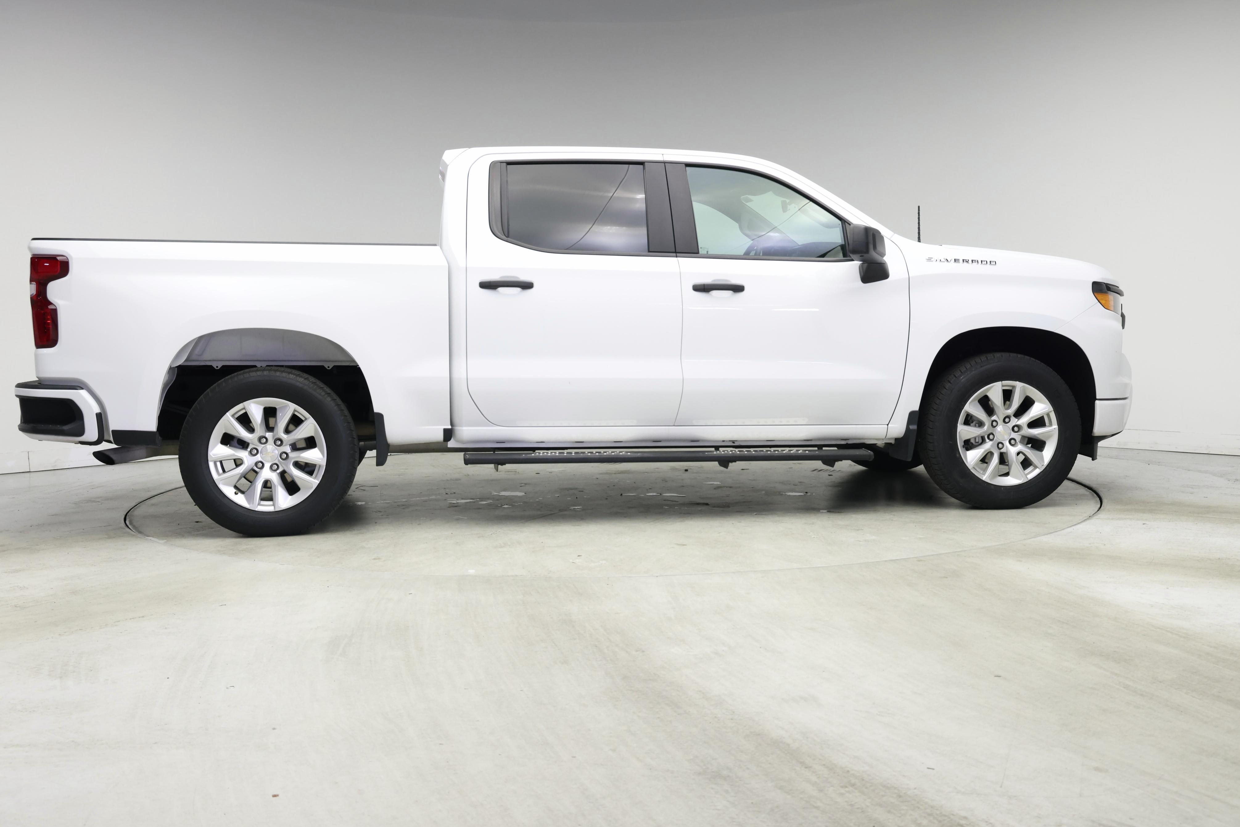 Thumbnail: 2023 Chevrolet Silverado 1500 - 7