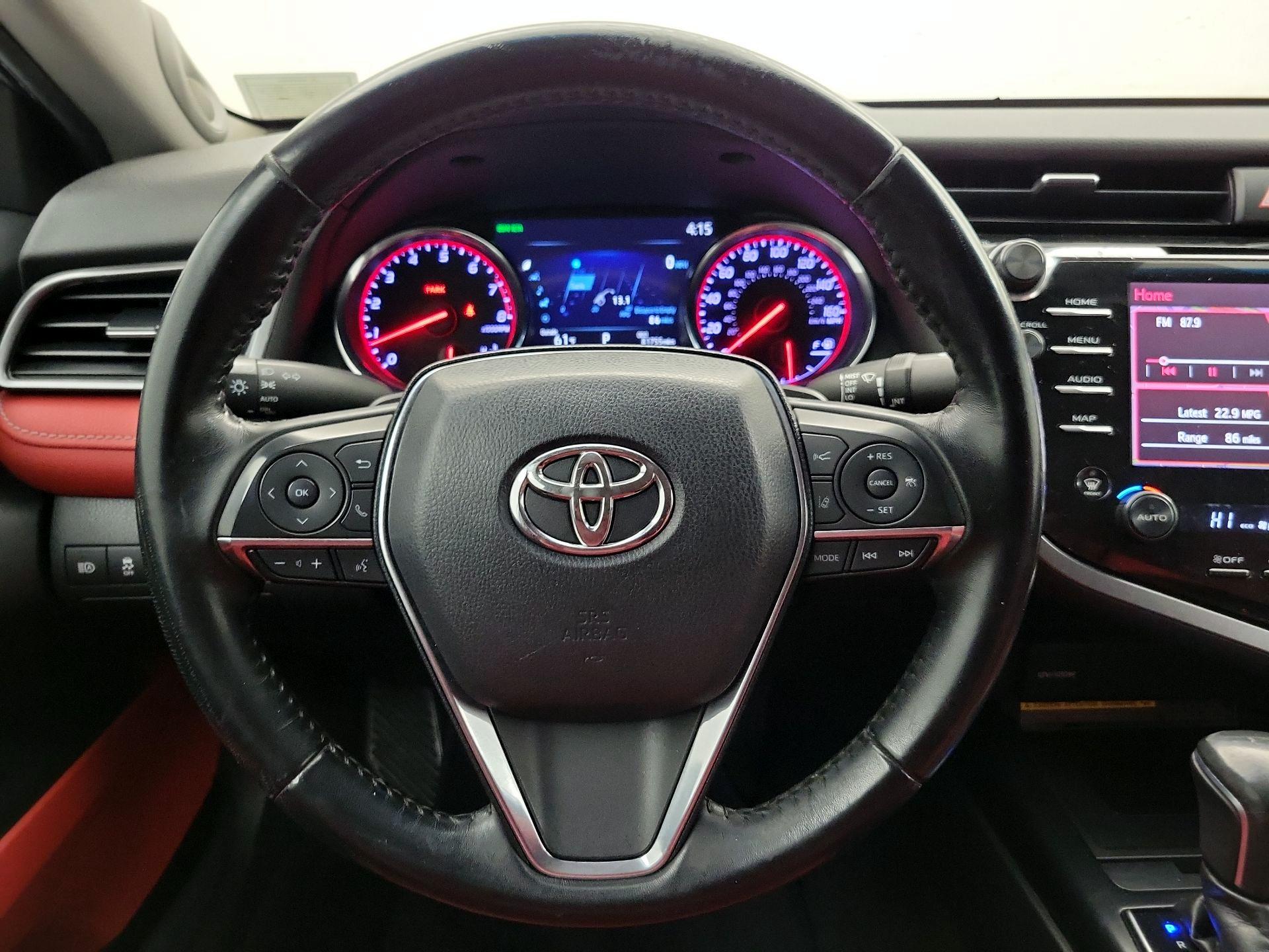 Thumbnail: 2019 Toyota Camry - 10