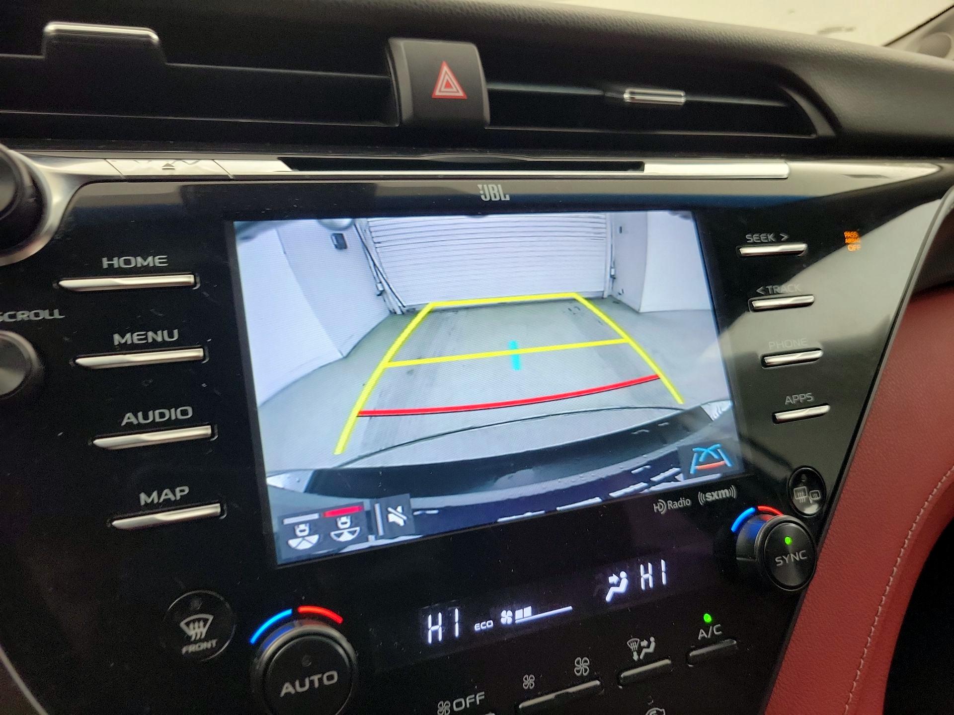 Thumbnail: 2019 Toyota Camry - 15