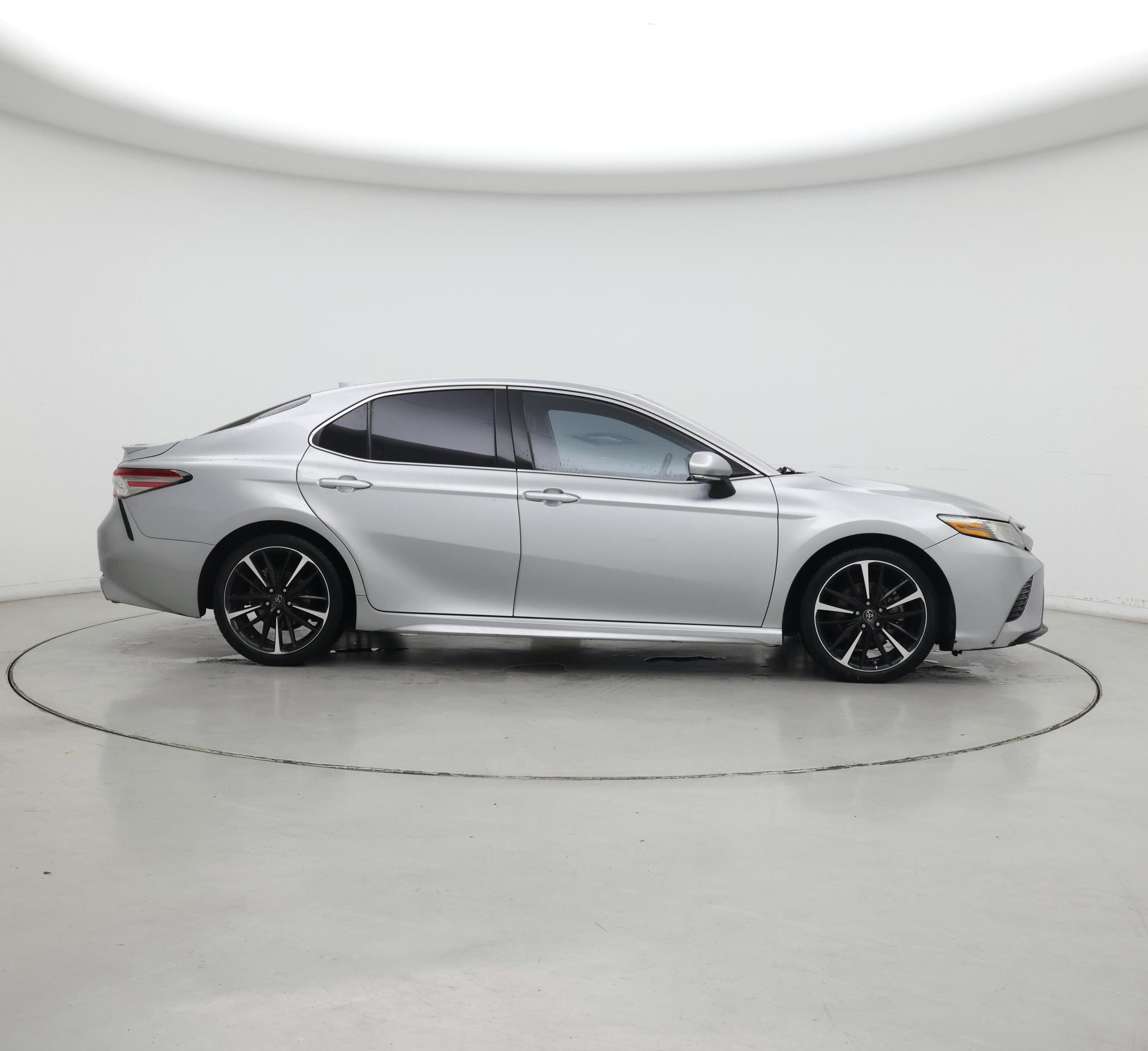 Thumbnail: 2019 Toyota Camry - 7