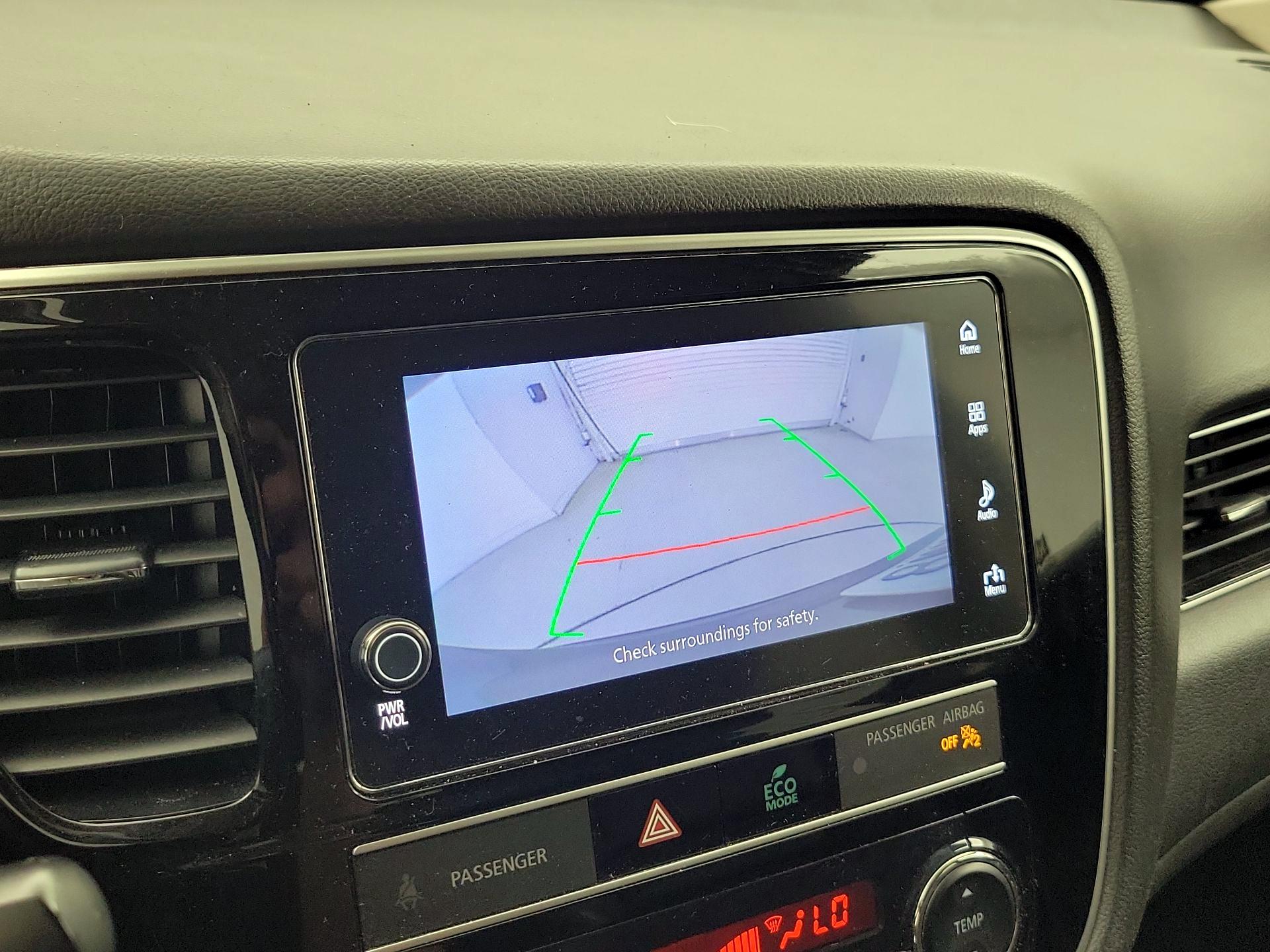 Thumbnail: 2019 Mitsubishi Outlander - 13