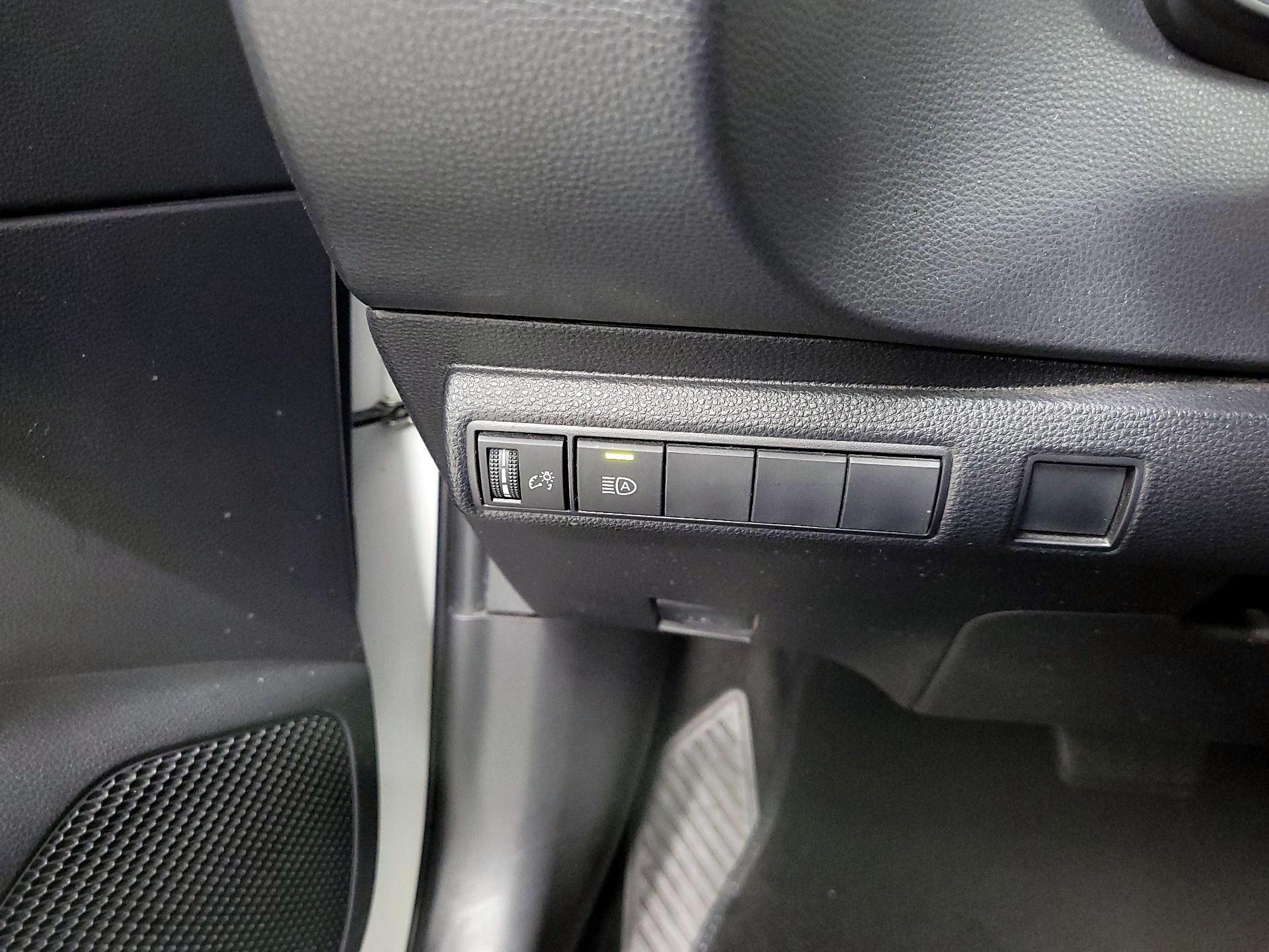 Thumbnail: 2022 Toyota Corolla - 13