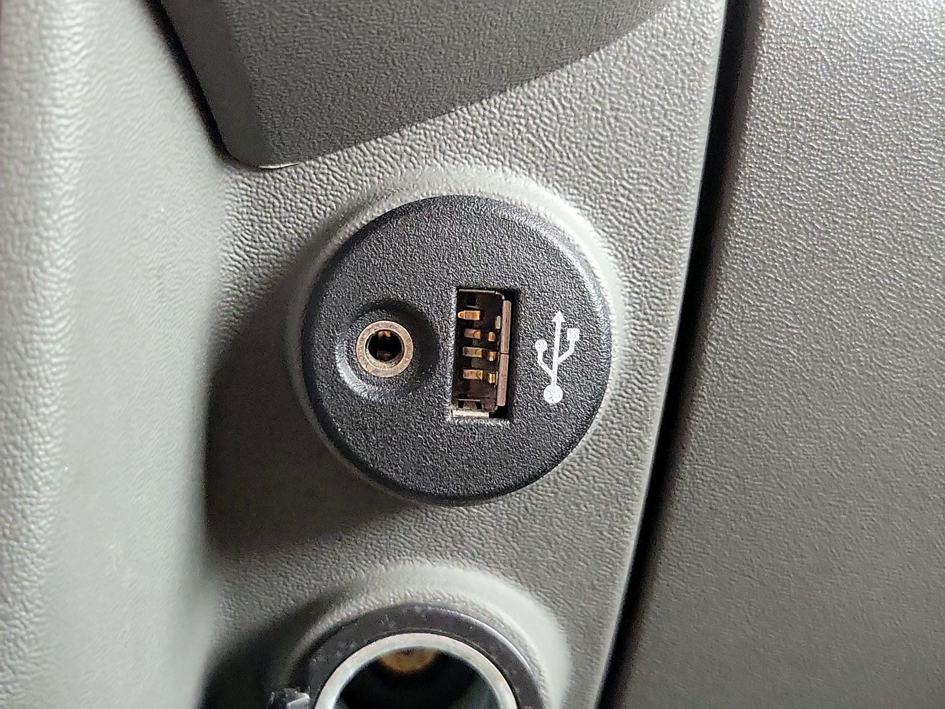 Thumbnail: 2018 Nissan Frontier - 18