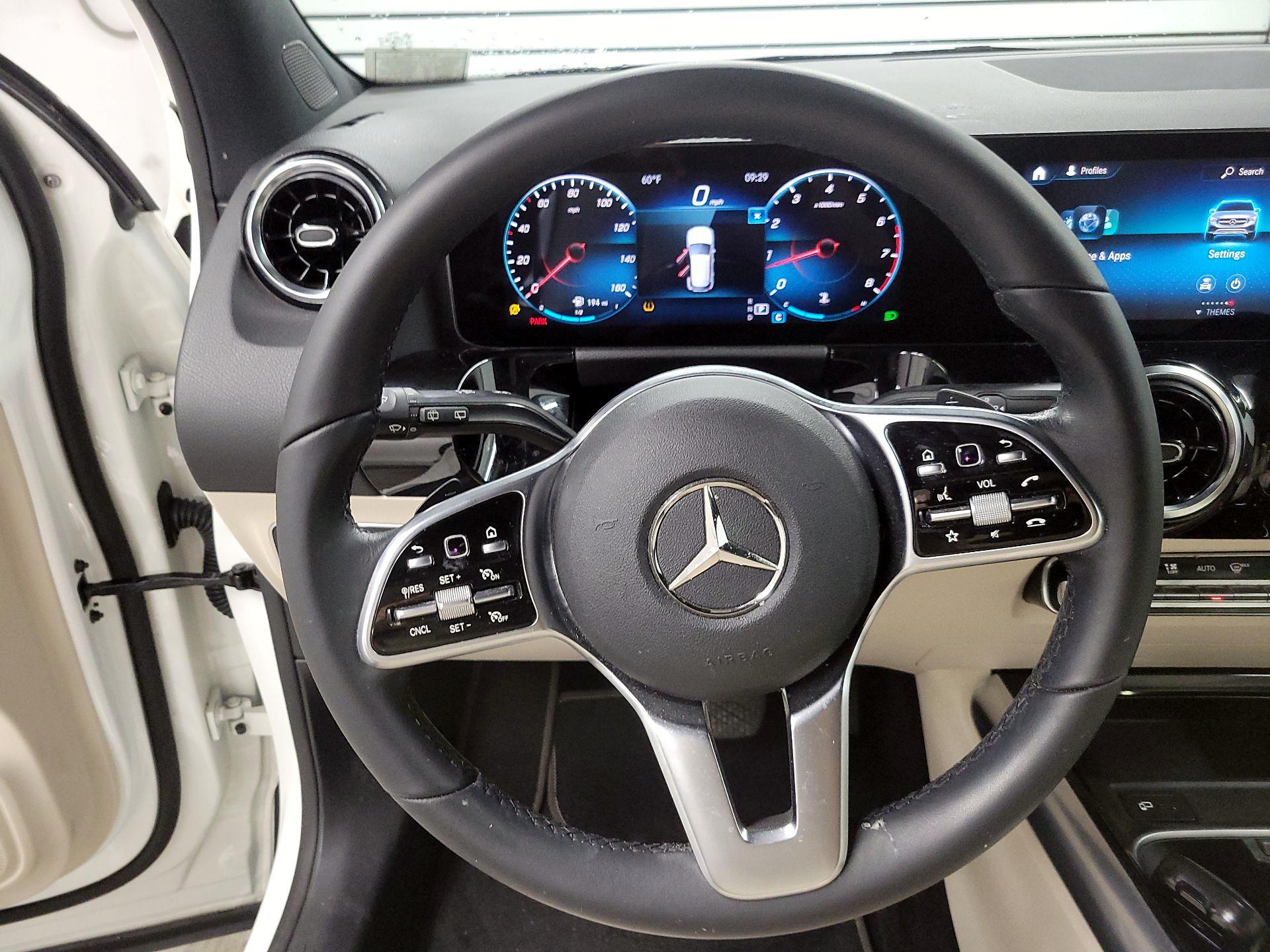 Thumbnail: 2022 Mercedes-Benz GLA - 10