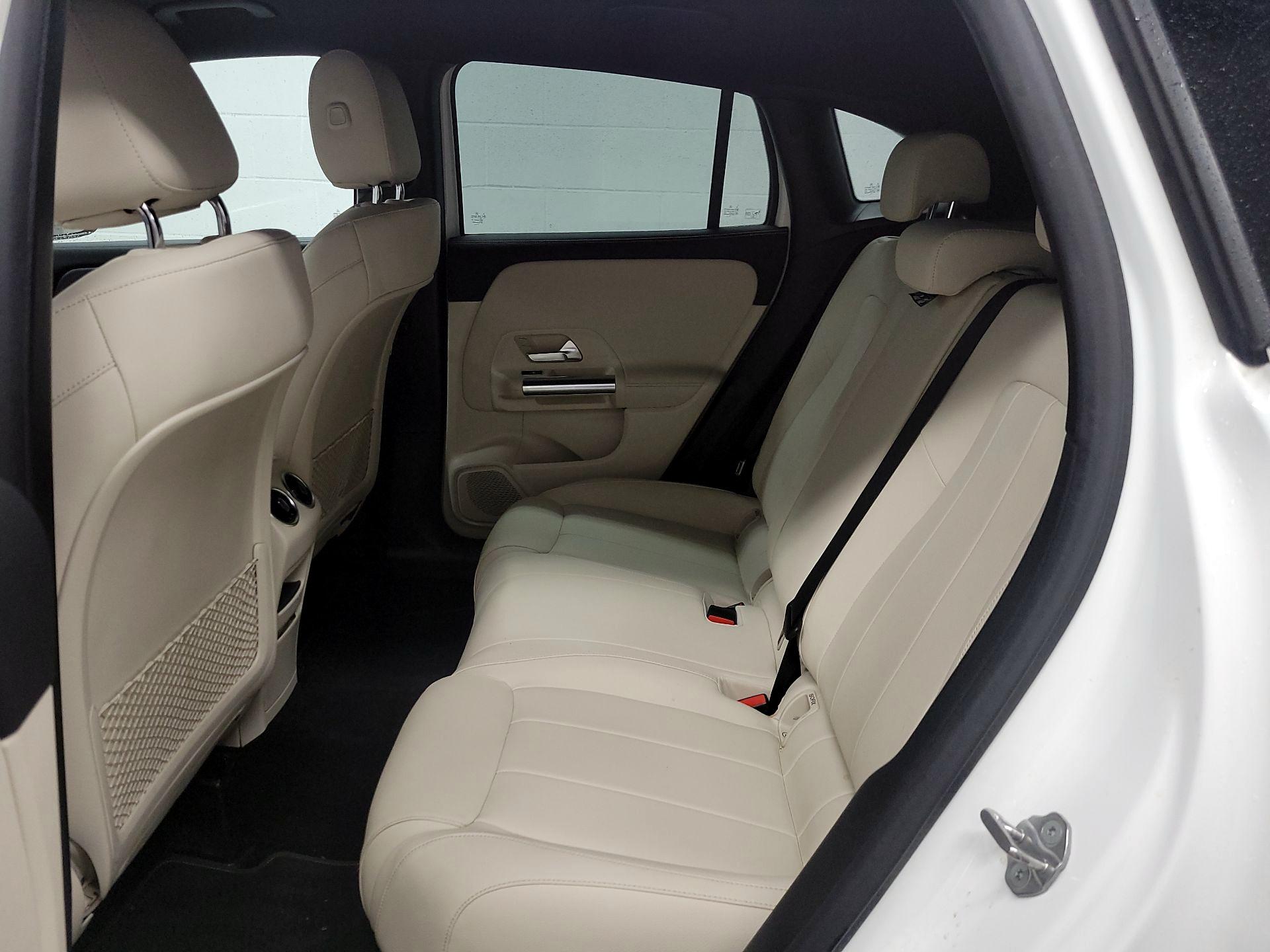 Thumbnail: 2022 Mercedes-Benz GLA - 19