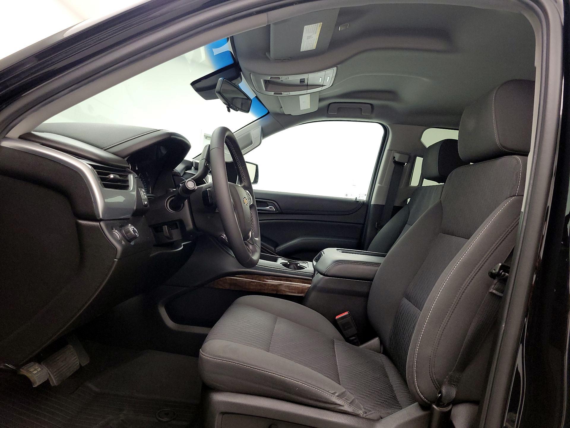 Thumbnail: 2018 Chevrolet Tahoe - 11