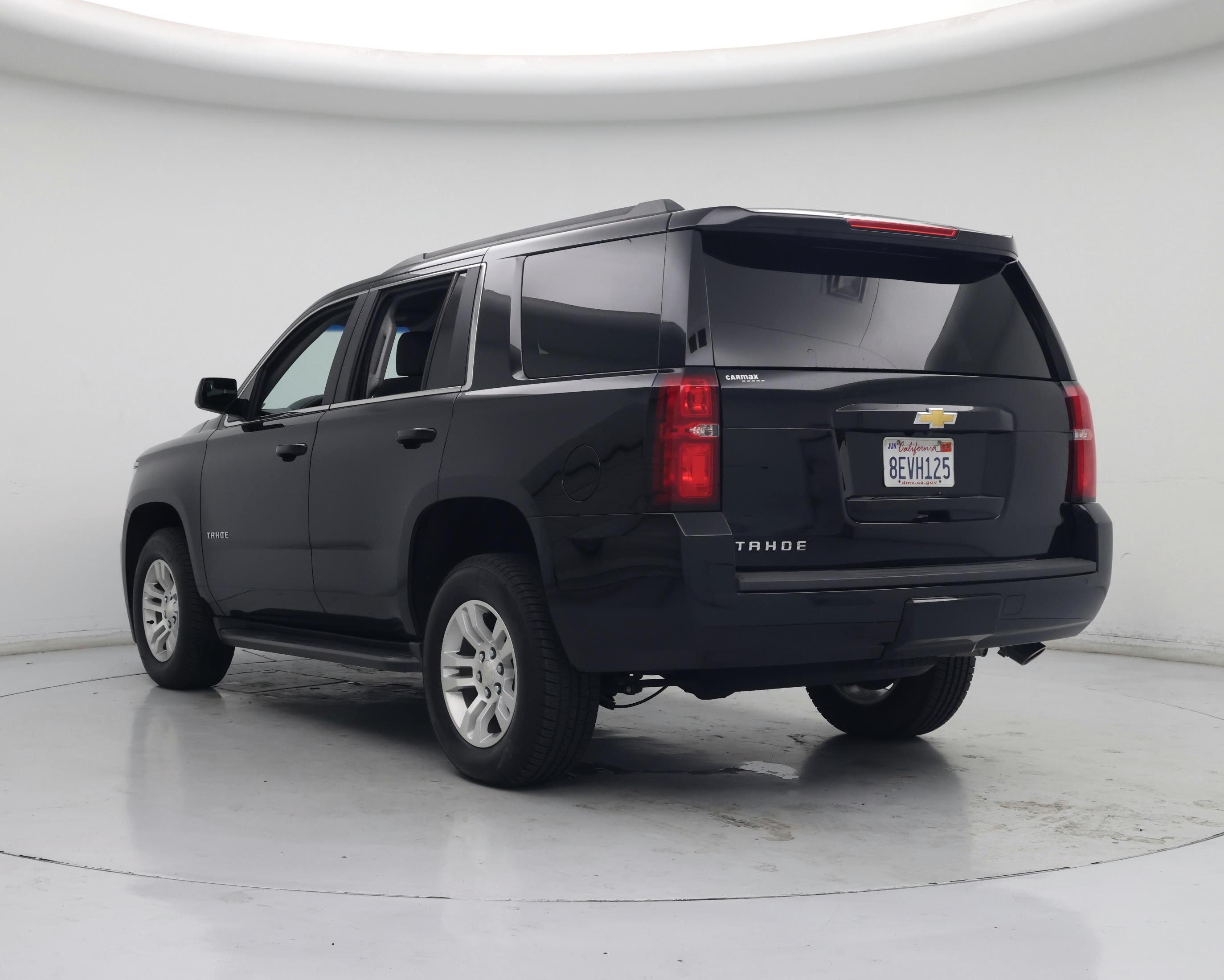 Thumbnail: 2018 Chevrolet Tahoe - 2