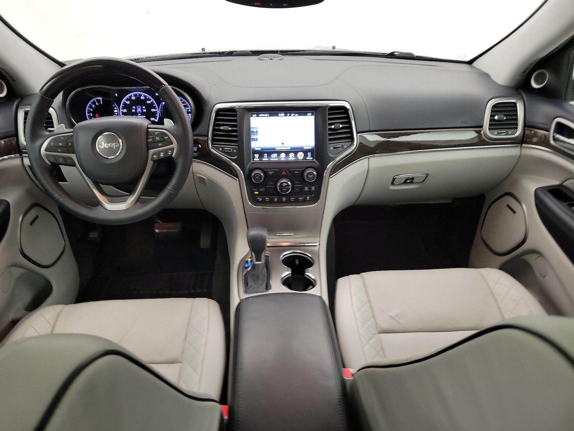 Thumbnail: 2017 Jeep Grand Cherokee - 9