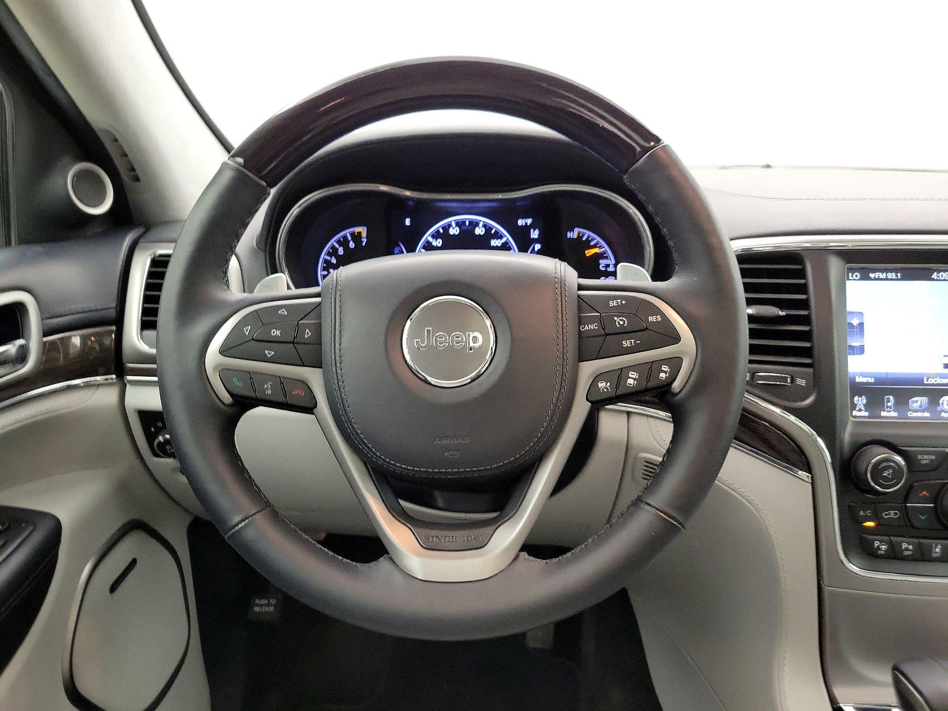 Thumbnail: 2017 Jeep Grand Cherokee - 10