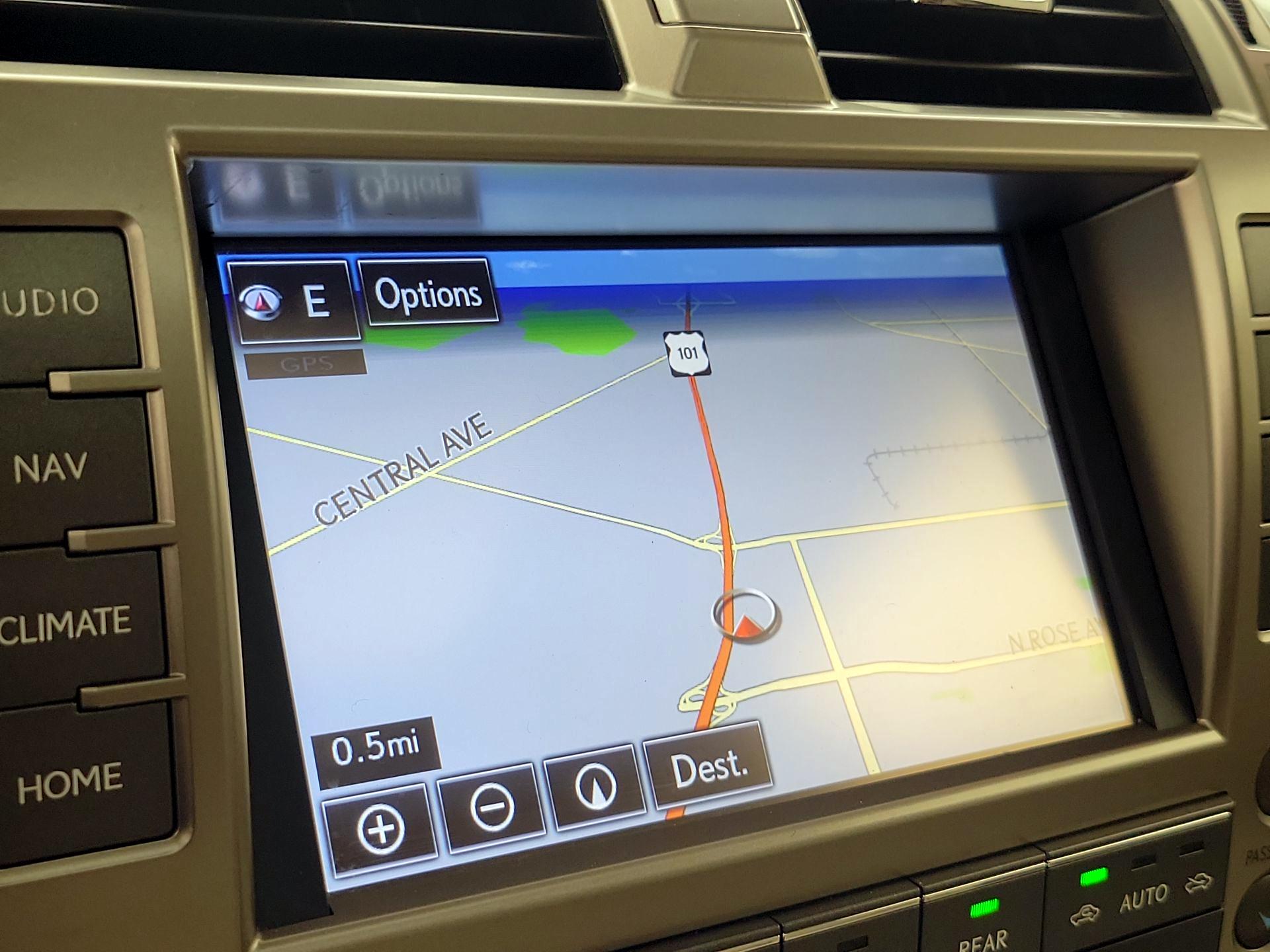 Thumbnail: 2014 Lexus GX - 14