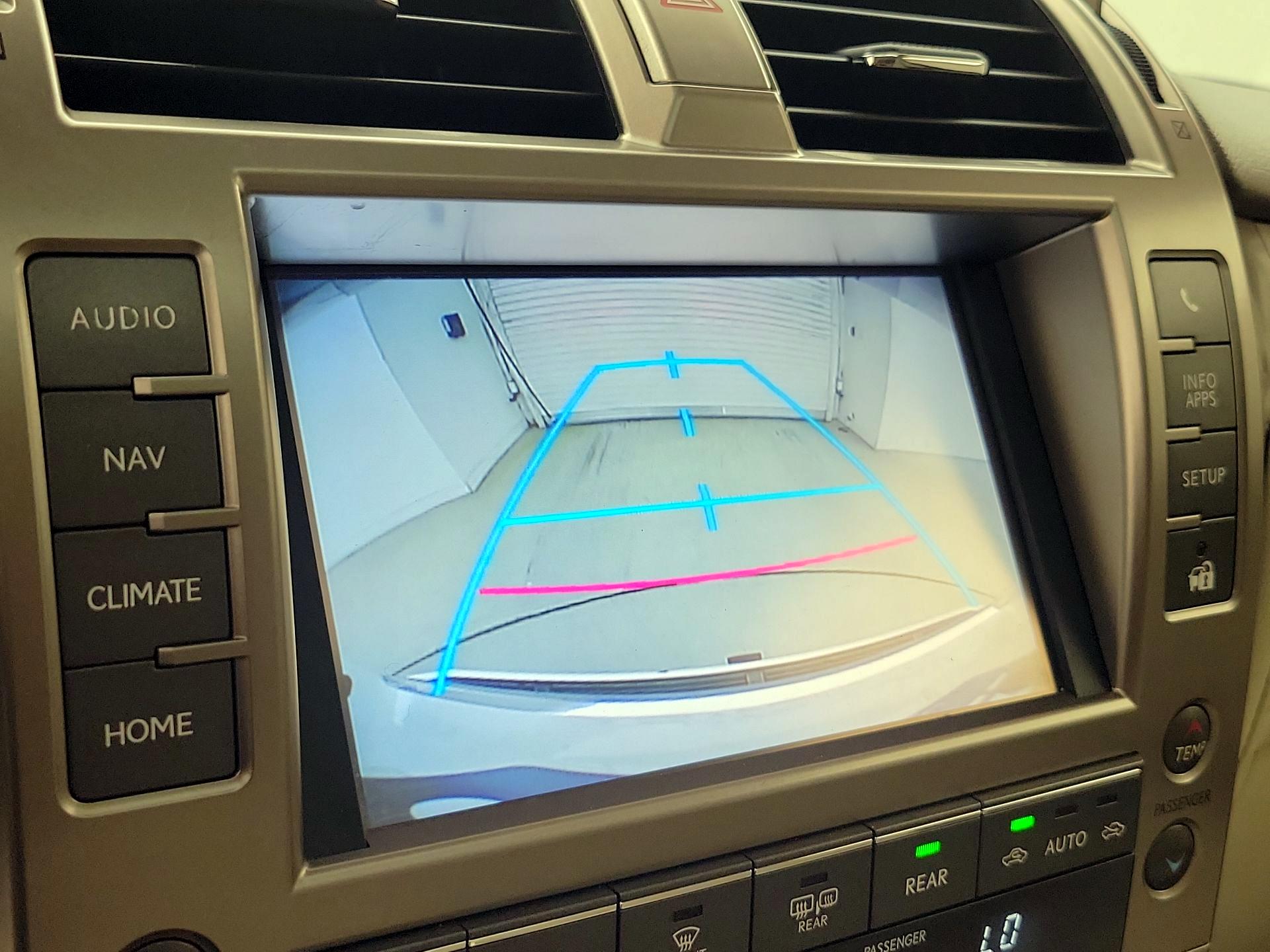 Thumbnail: 2014 Lexus GX - 15