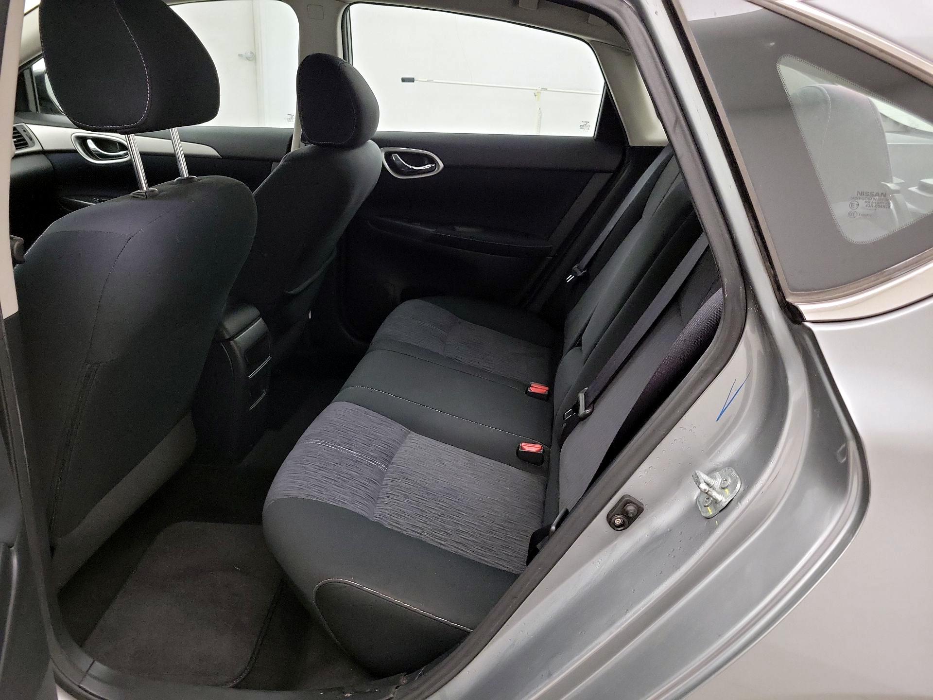 Thumbnail: 2014 Nissan Sentra - 17