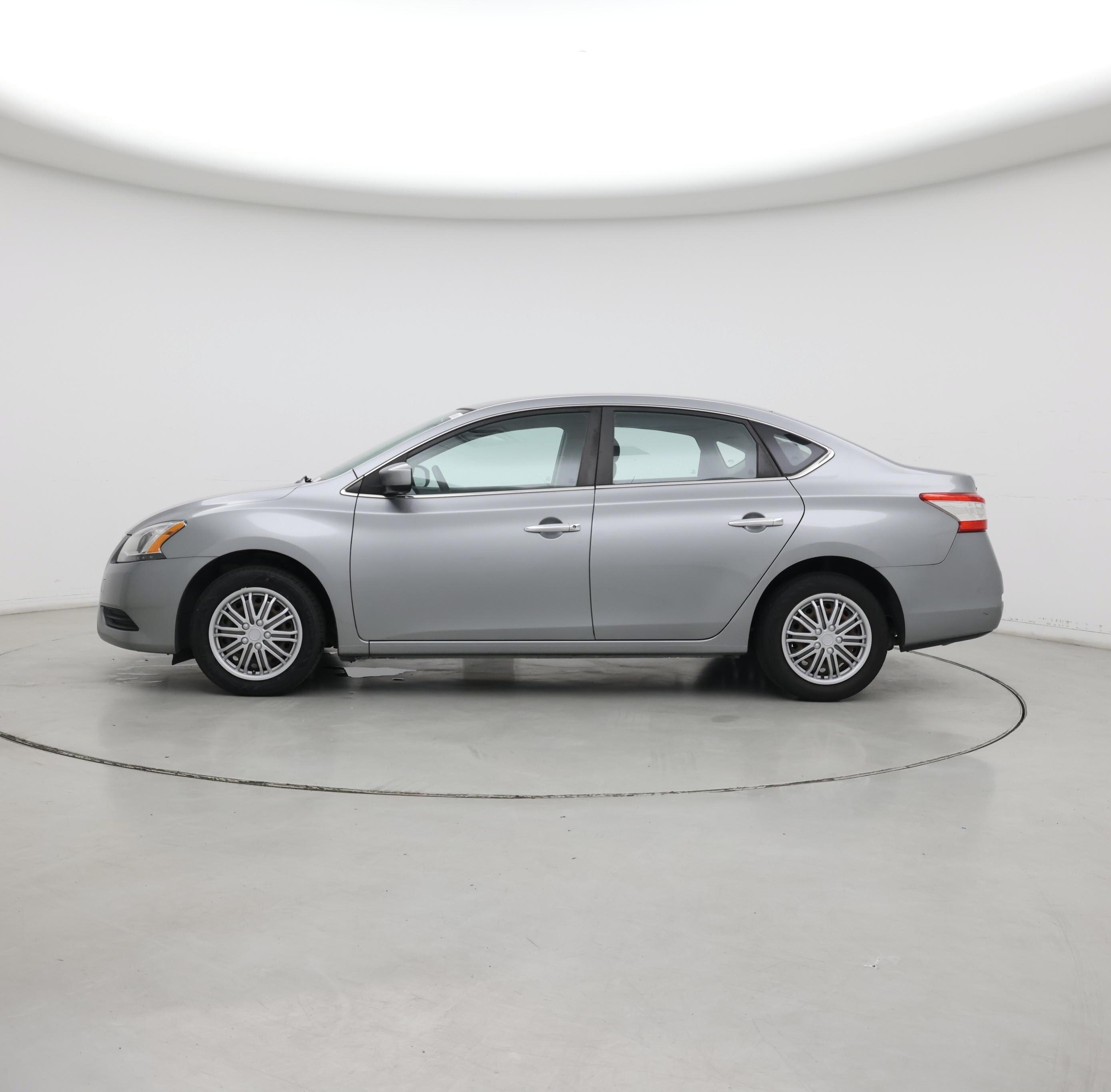 Thumbnail: 2014 Nissan Sentra - 3