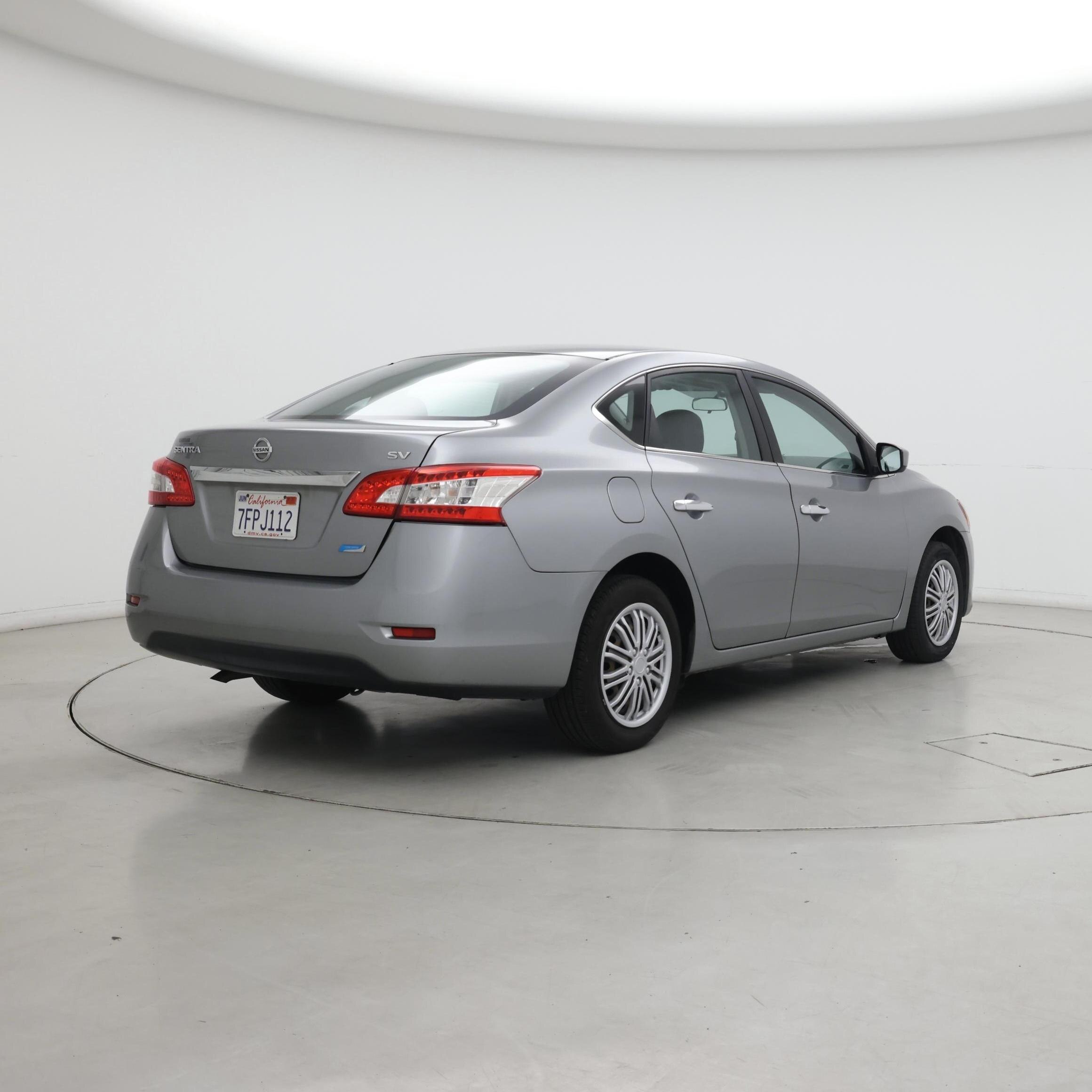 Thumbnail: 2014 Nissan Sentra - 8