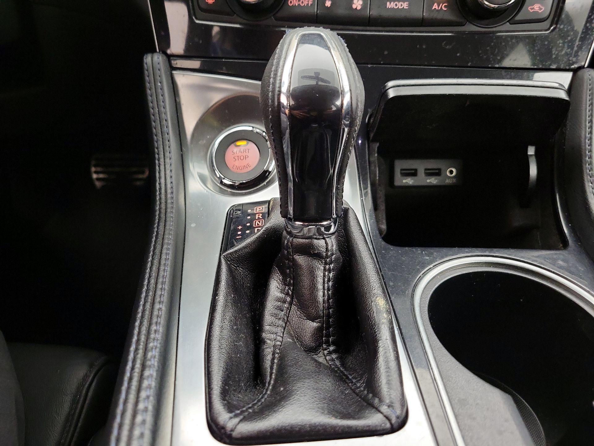 Thumbnail: 2016 Nissan Maxima - 18