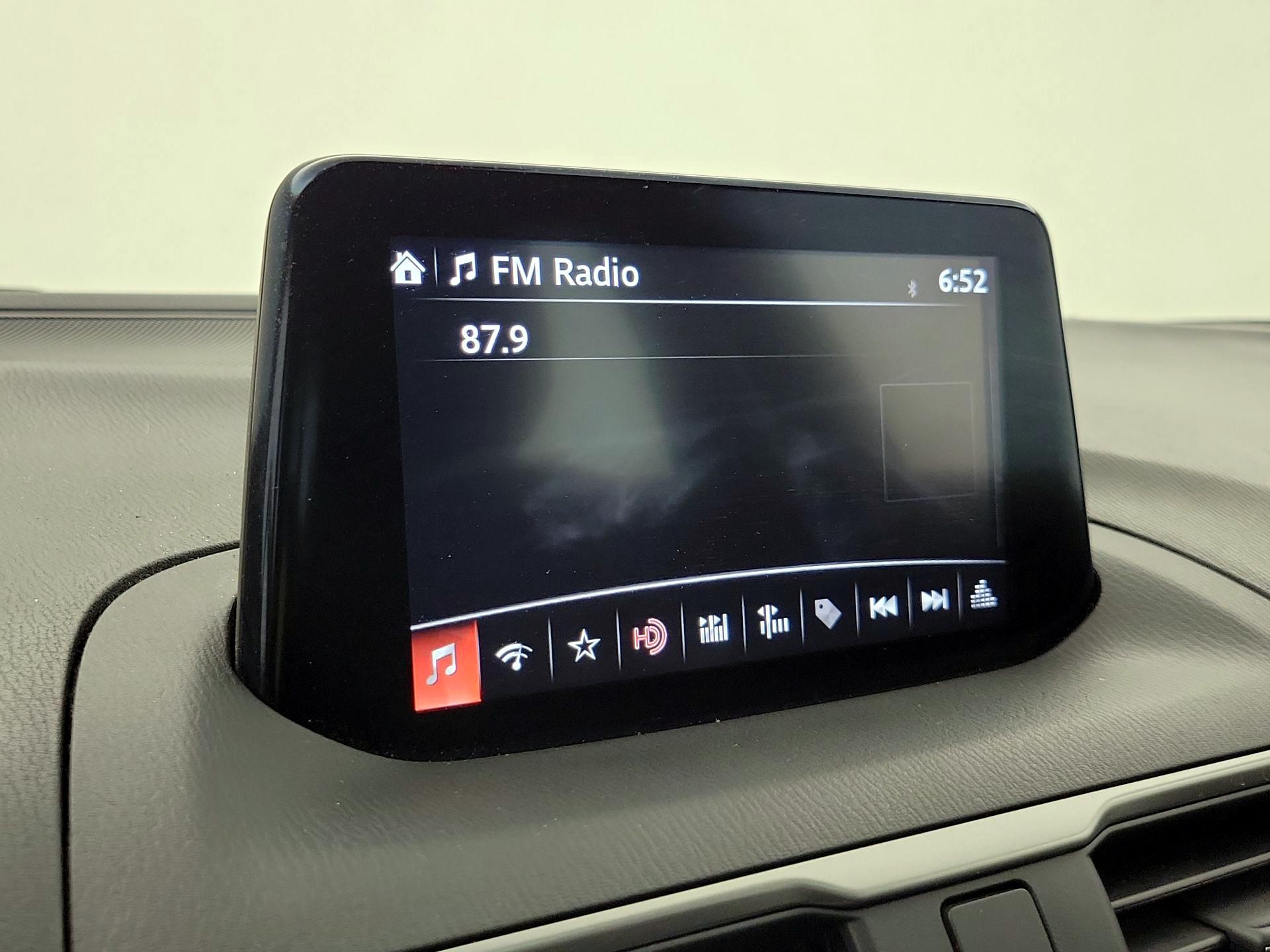 Thumbnail: 2017 Mazda Mazda3 - 15