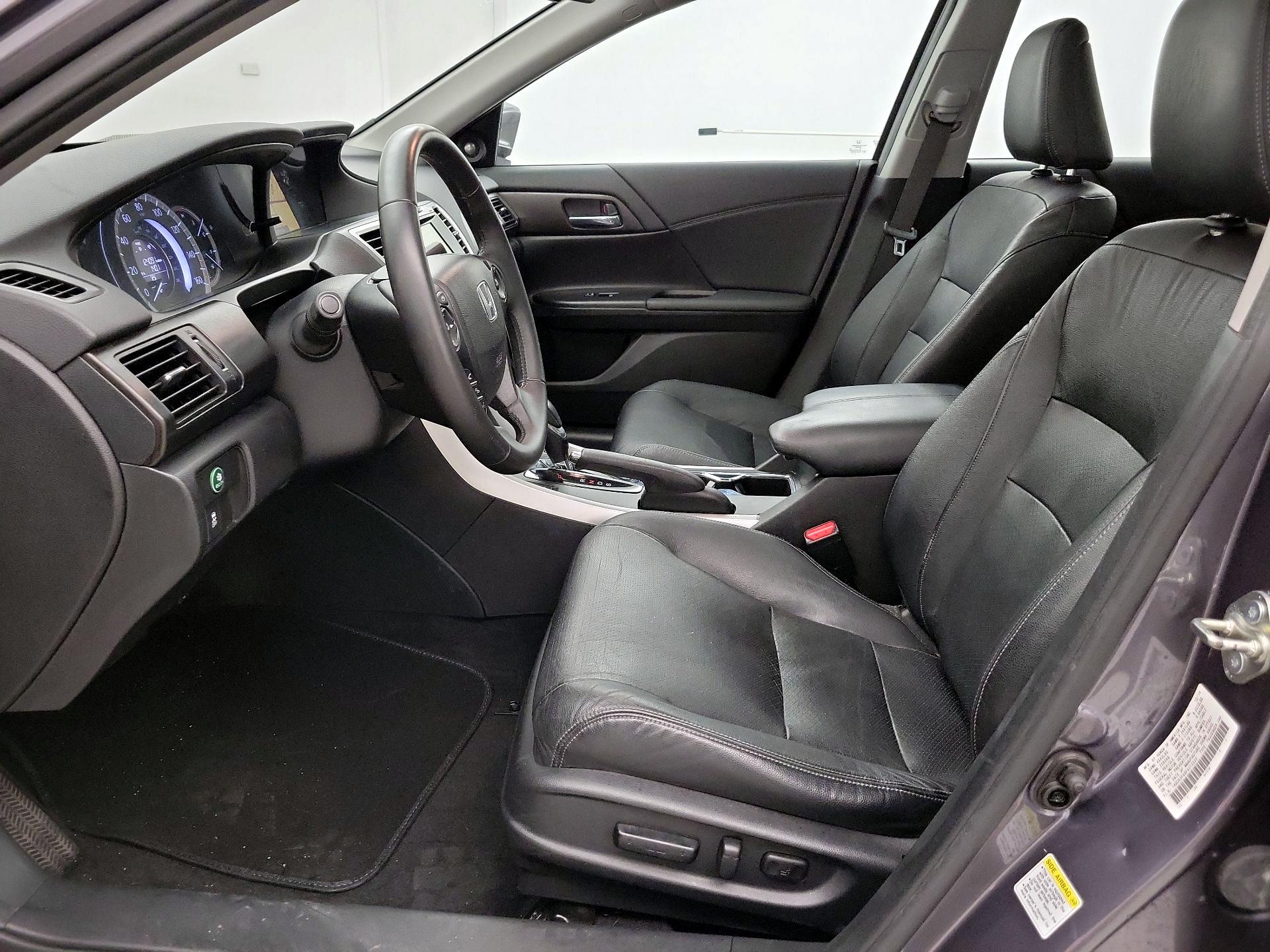 Thumbnail: 2015 Honda Accord - 11