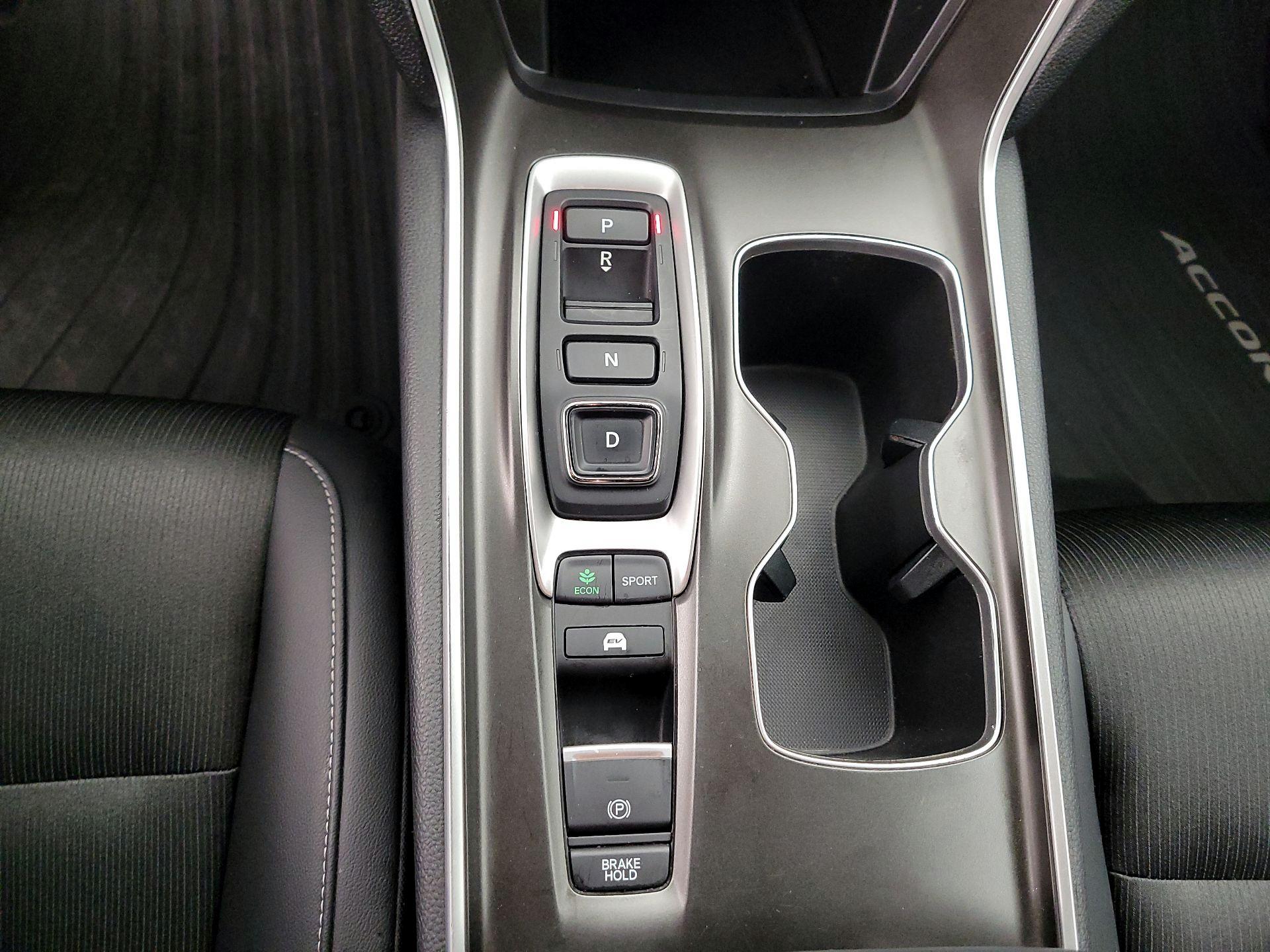 Thumbnail: 2022 Honda Accord - 17