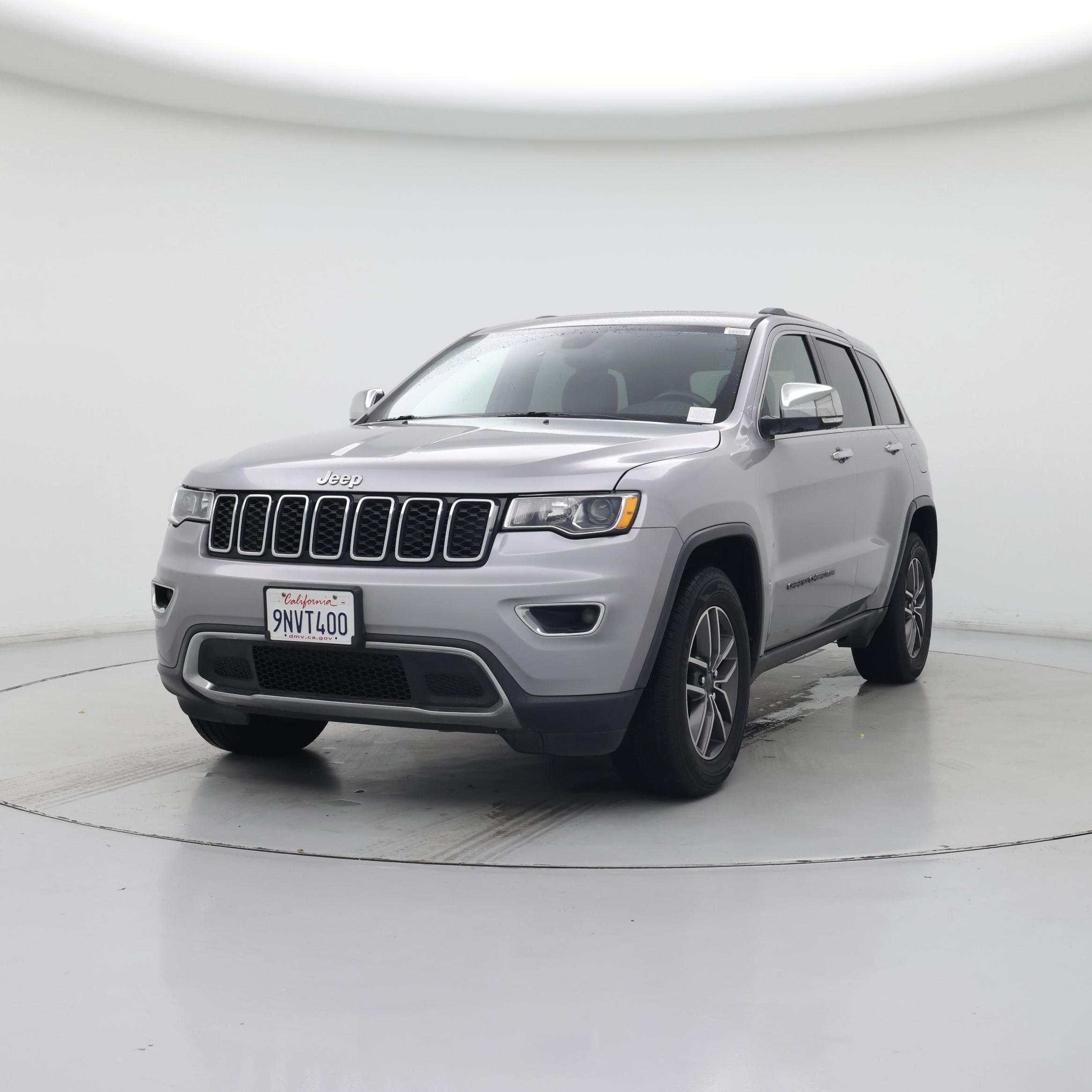 Thumbnail: 2020 Jeep Grand Cherokee - 4