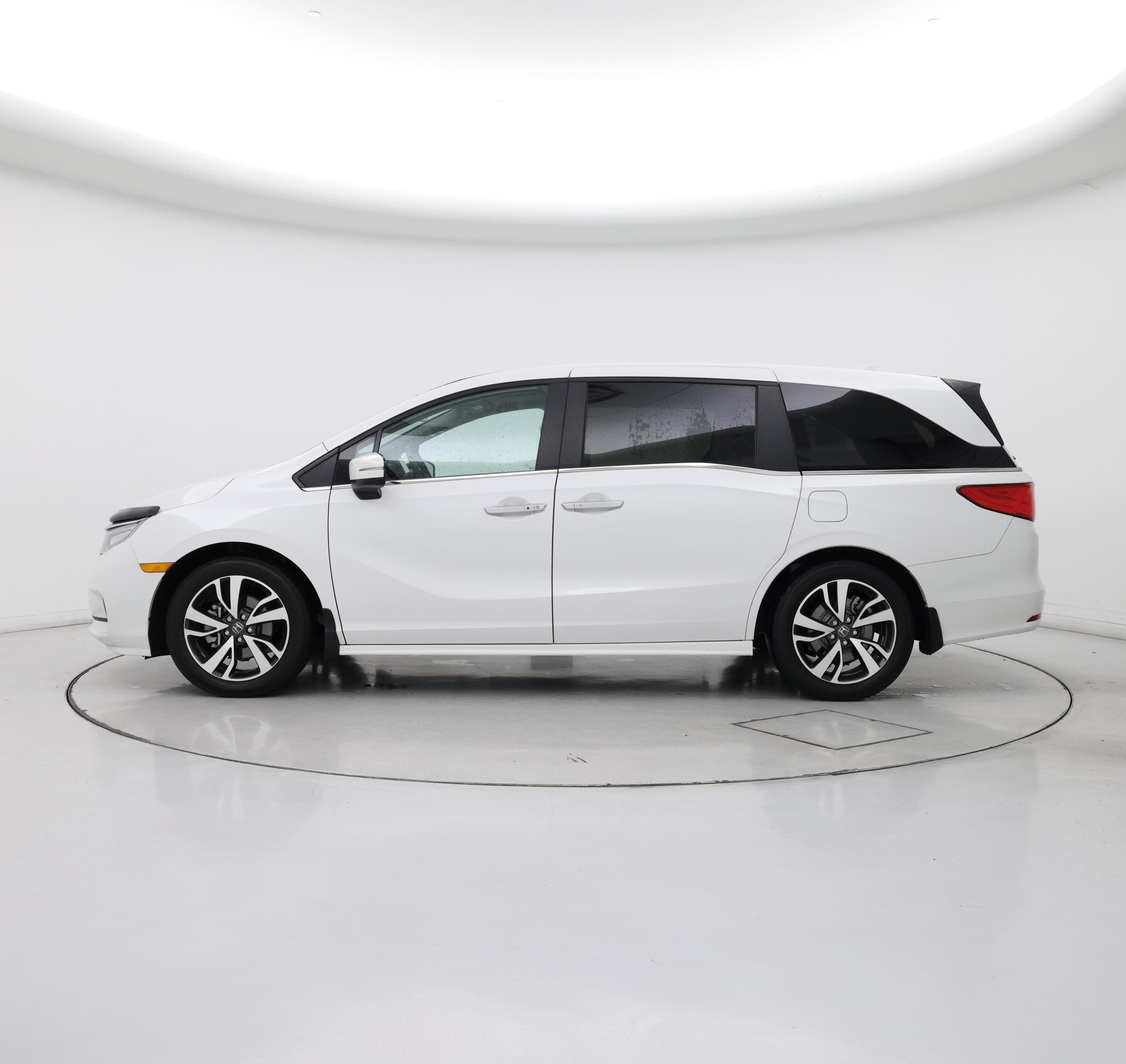 Thumbnail: 2024 Honda Odyssey - 3