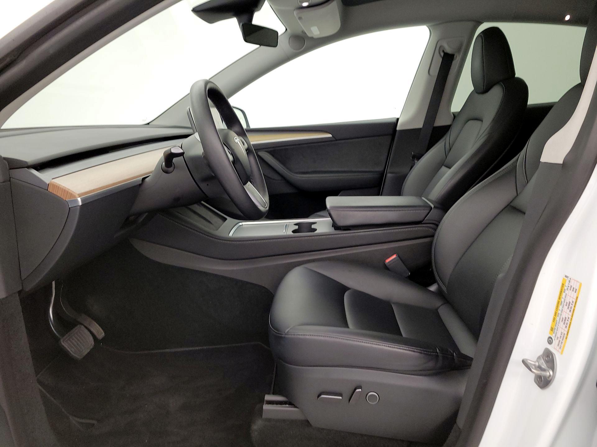 Thumbnail: 2023 Tesla Model Y - 11