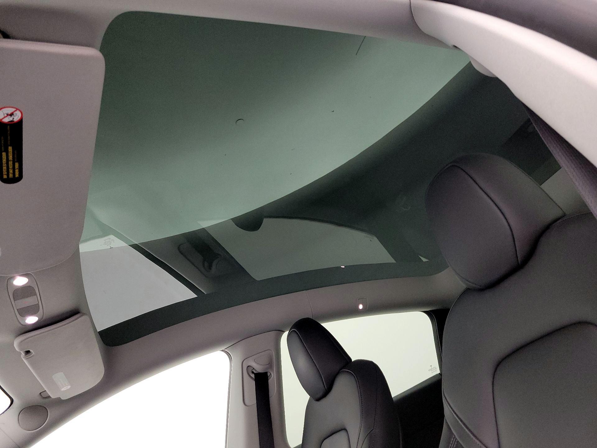 Thumbnail: 2023 Tesla Model Y - 18