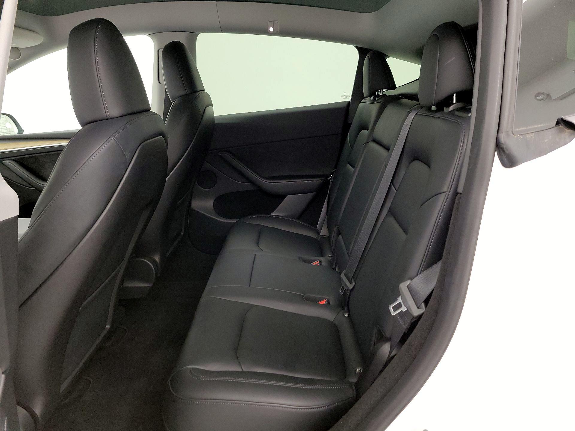 Thumbnail: 2023 Tesla Model Y - 19