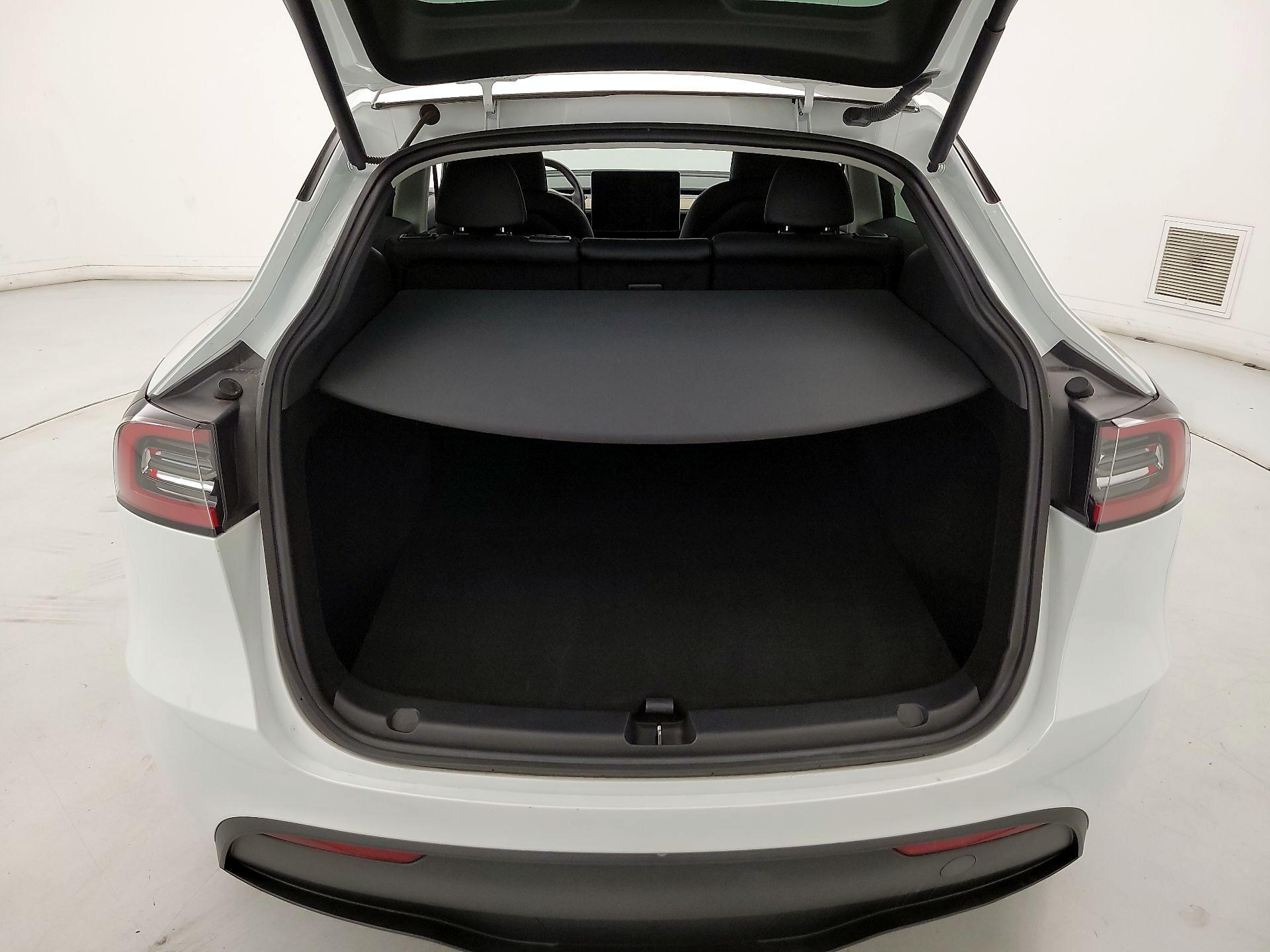 Thumbnail: 2023 Tesla Model Y - 20