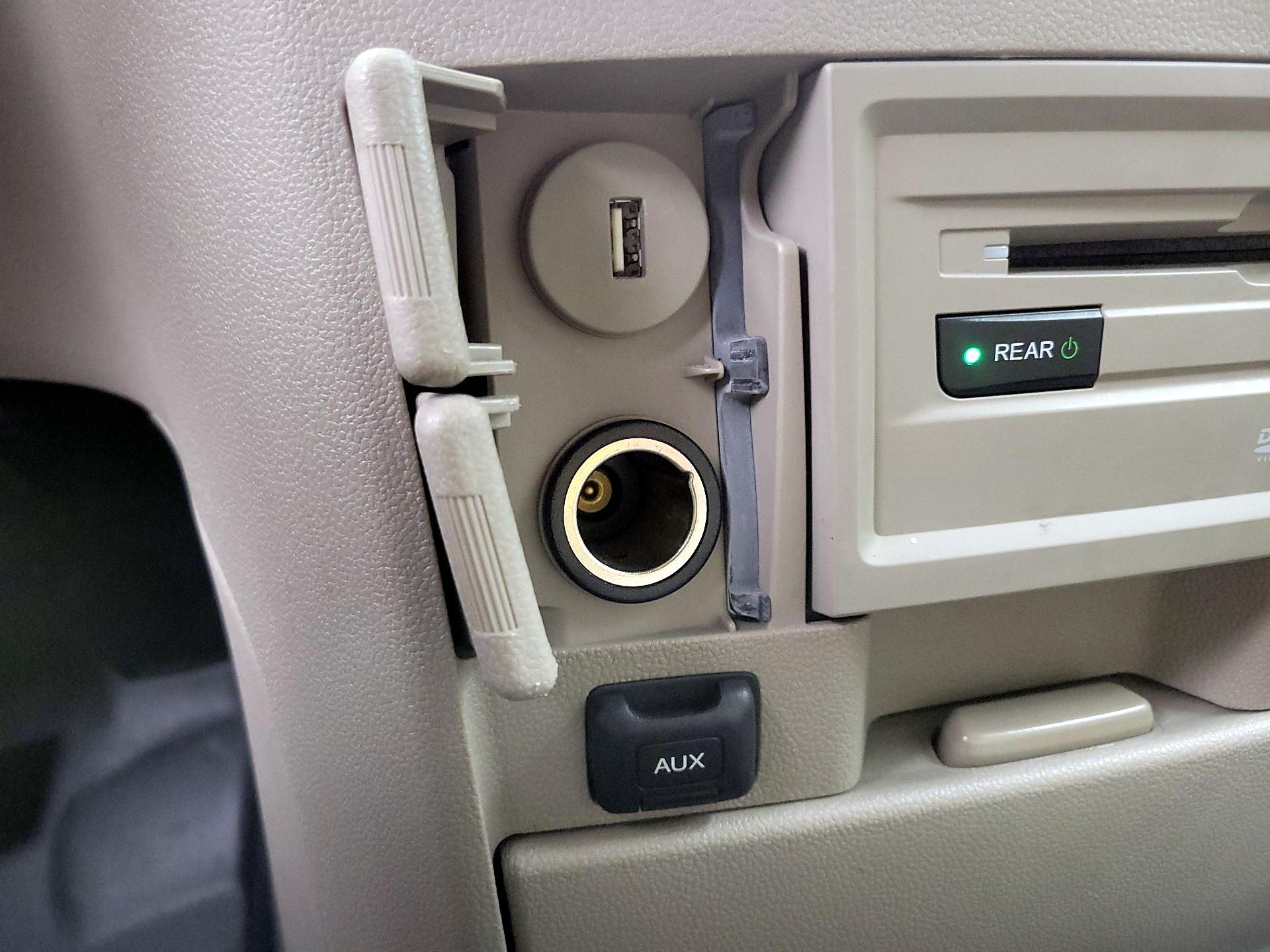 Thumbnail: 2017 Honda Odyssey - 18