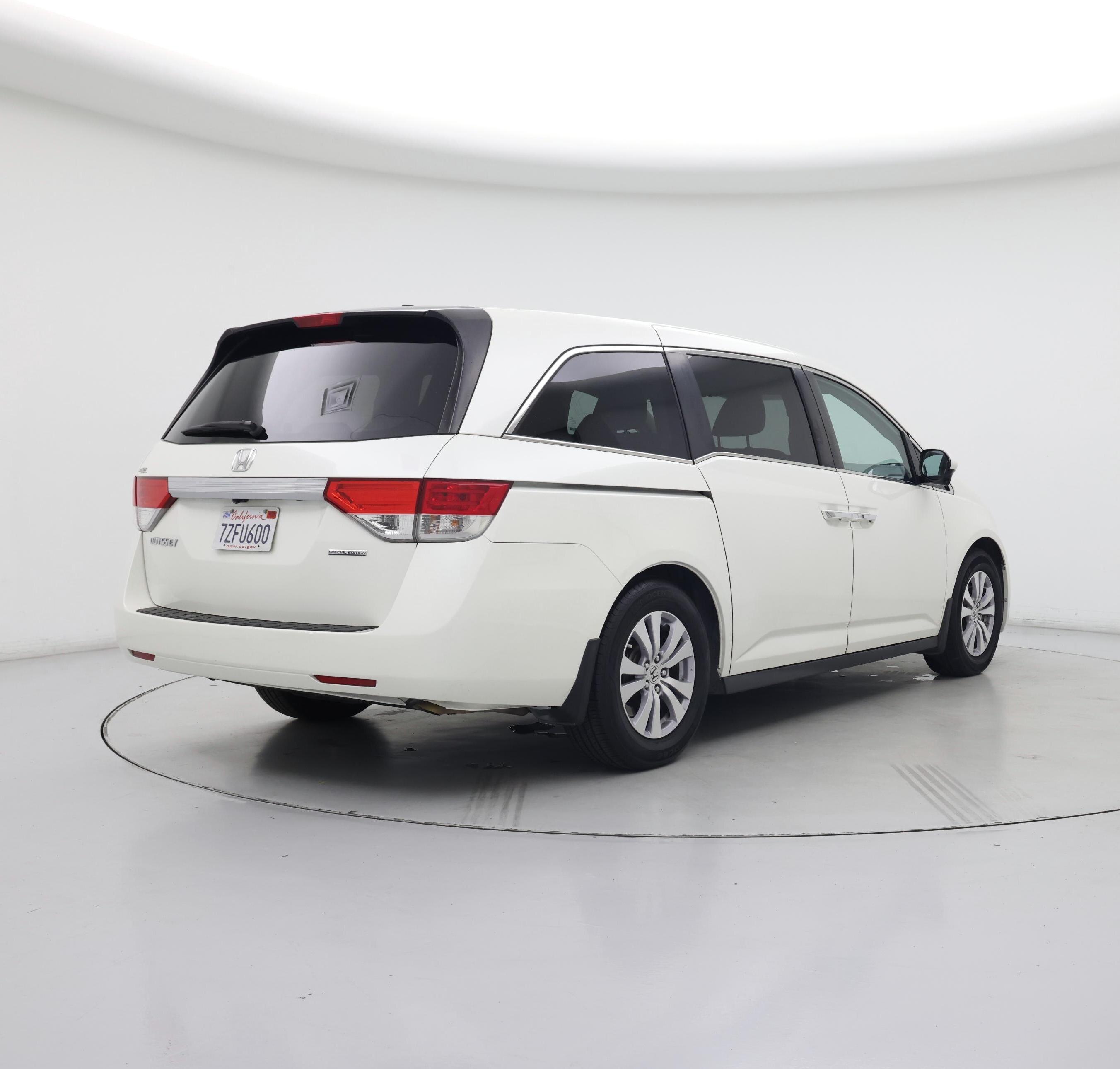 Thumbnail: 2017 Honda Odyssey - 8