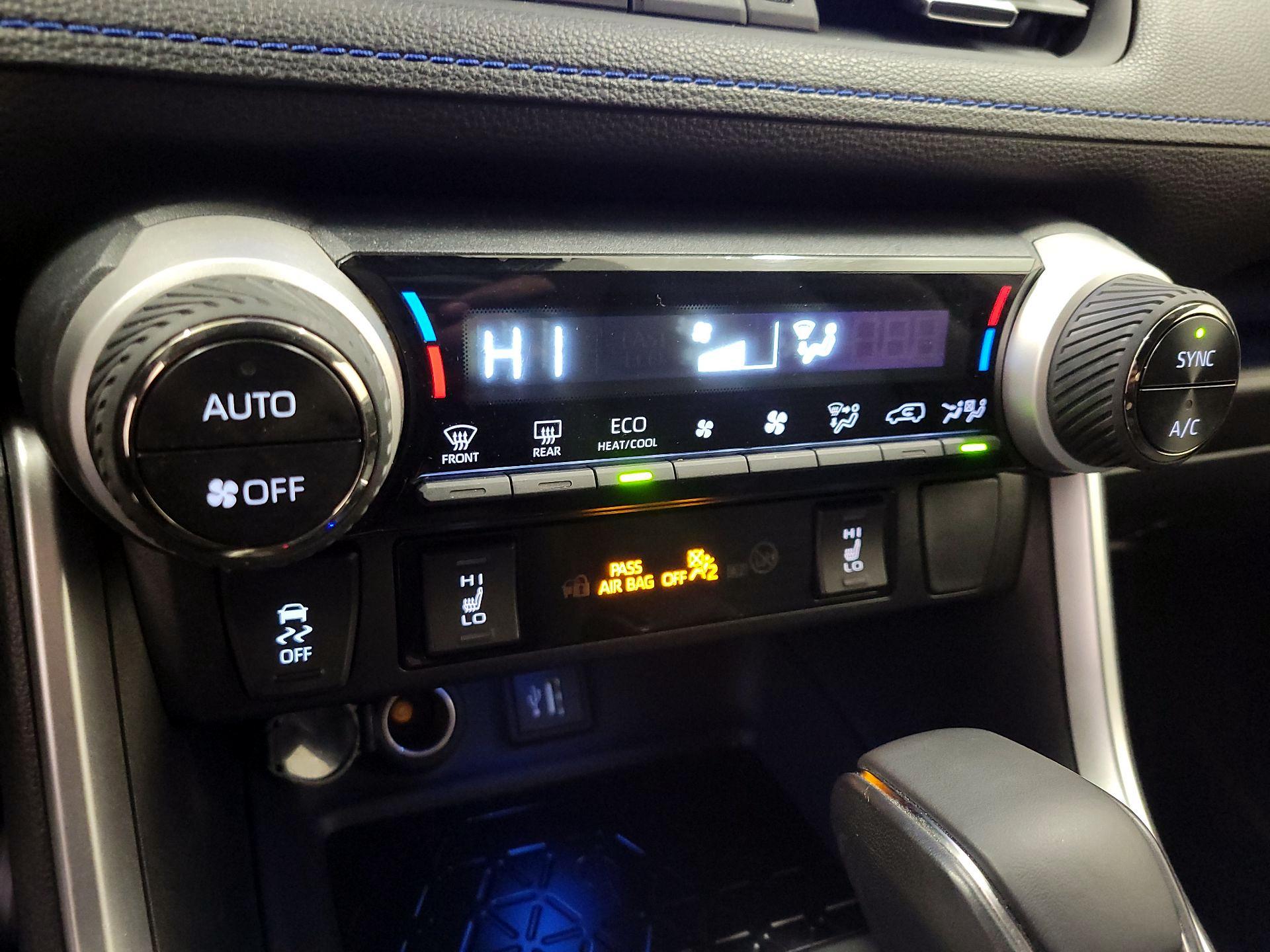 Thumbnail: 2023 Toyota RAV4 - 16