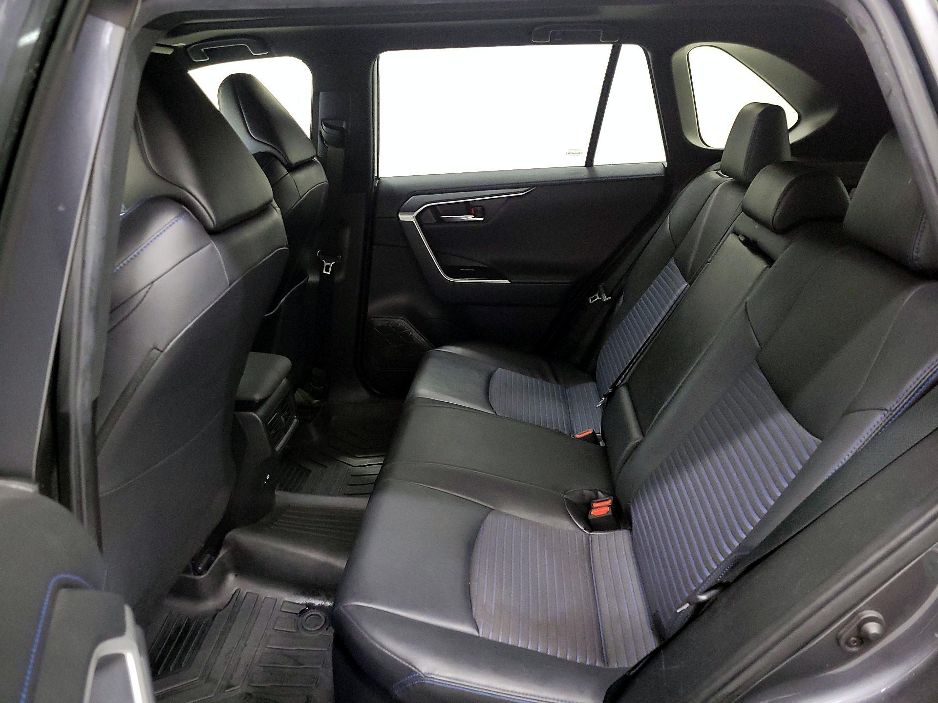 Thumbnail: 2023 Toyota RAV4 - 20