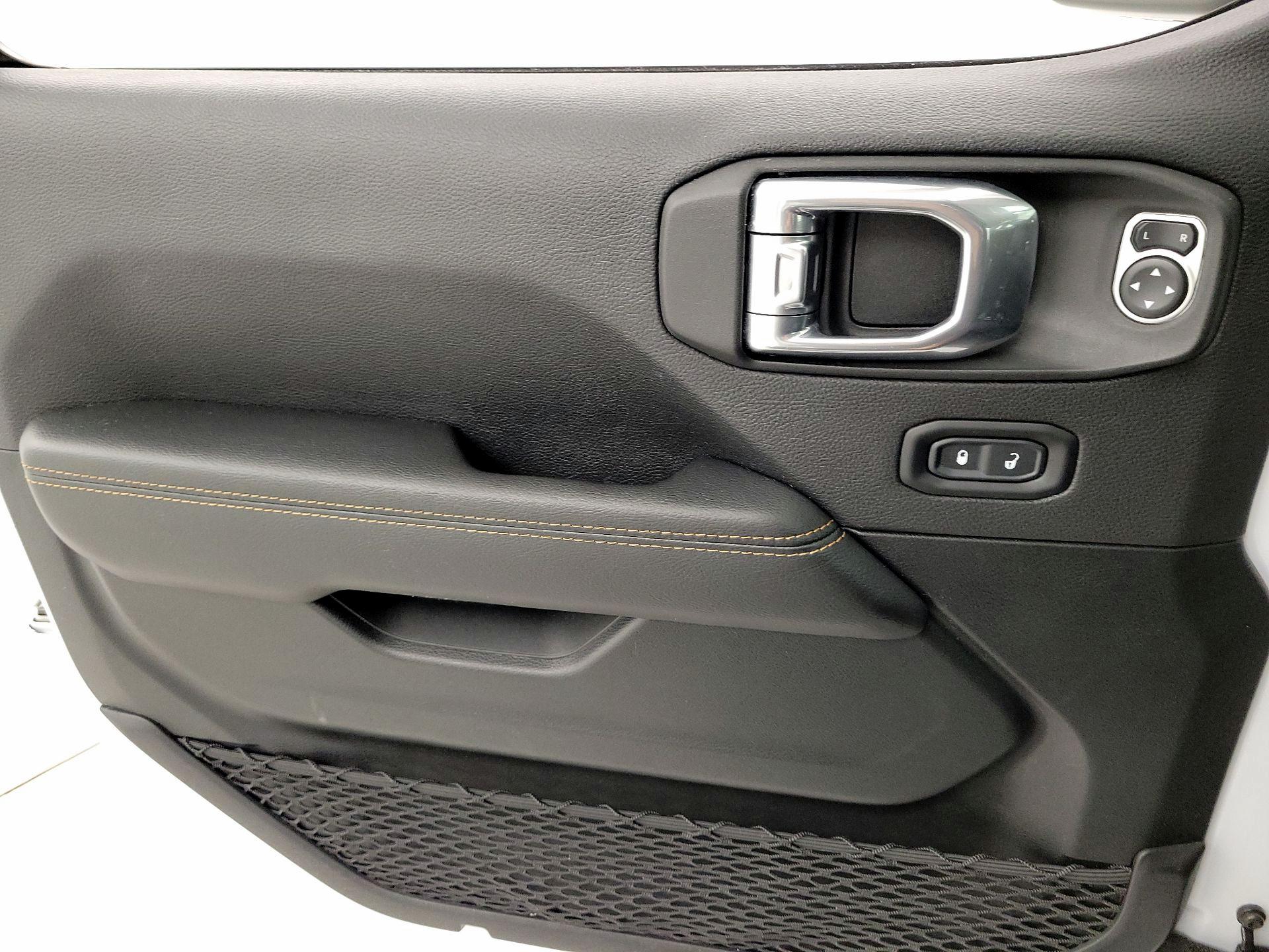 Thumbnail: 2021 Jeep Wrangler - 12