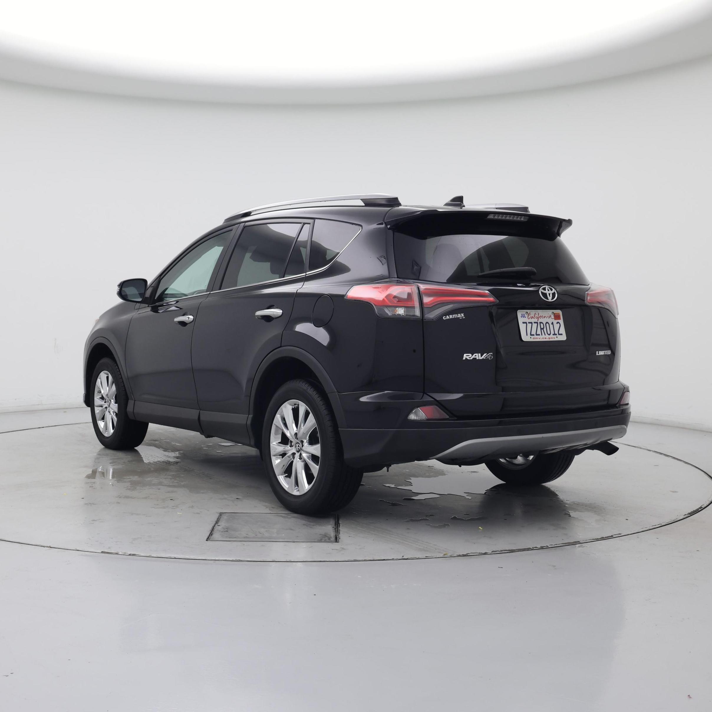 Thumbnail: 2017 Toyota RAV4 - 2