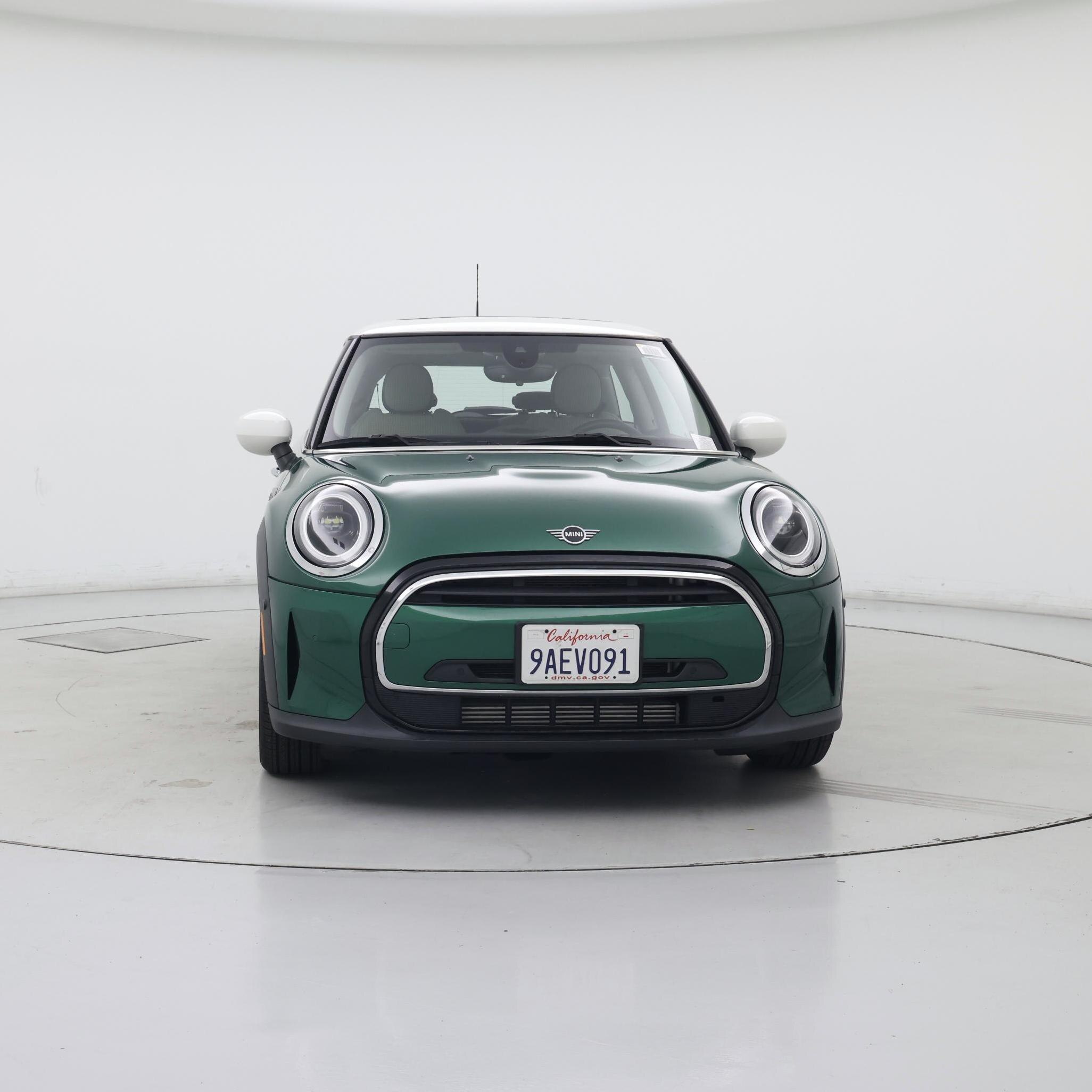 Thumbnail: 2022 MINI Cooper Hardtop - 5