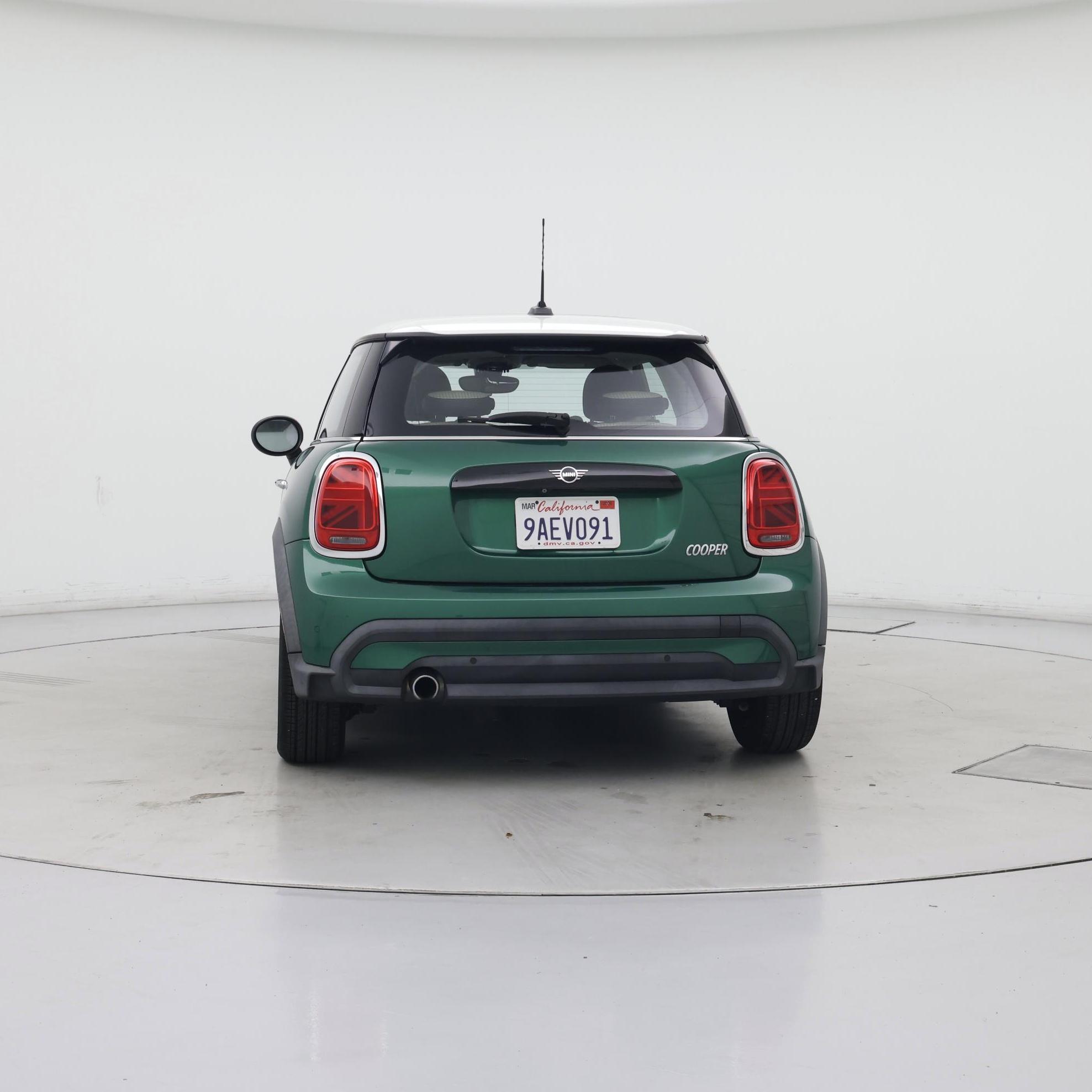 Thumbnail: 2022 MINI Cooper Hardtop - 6