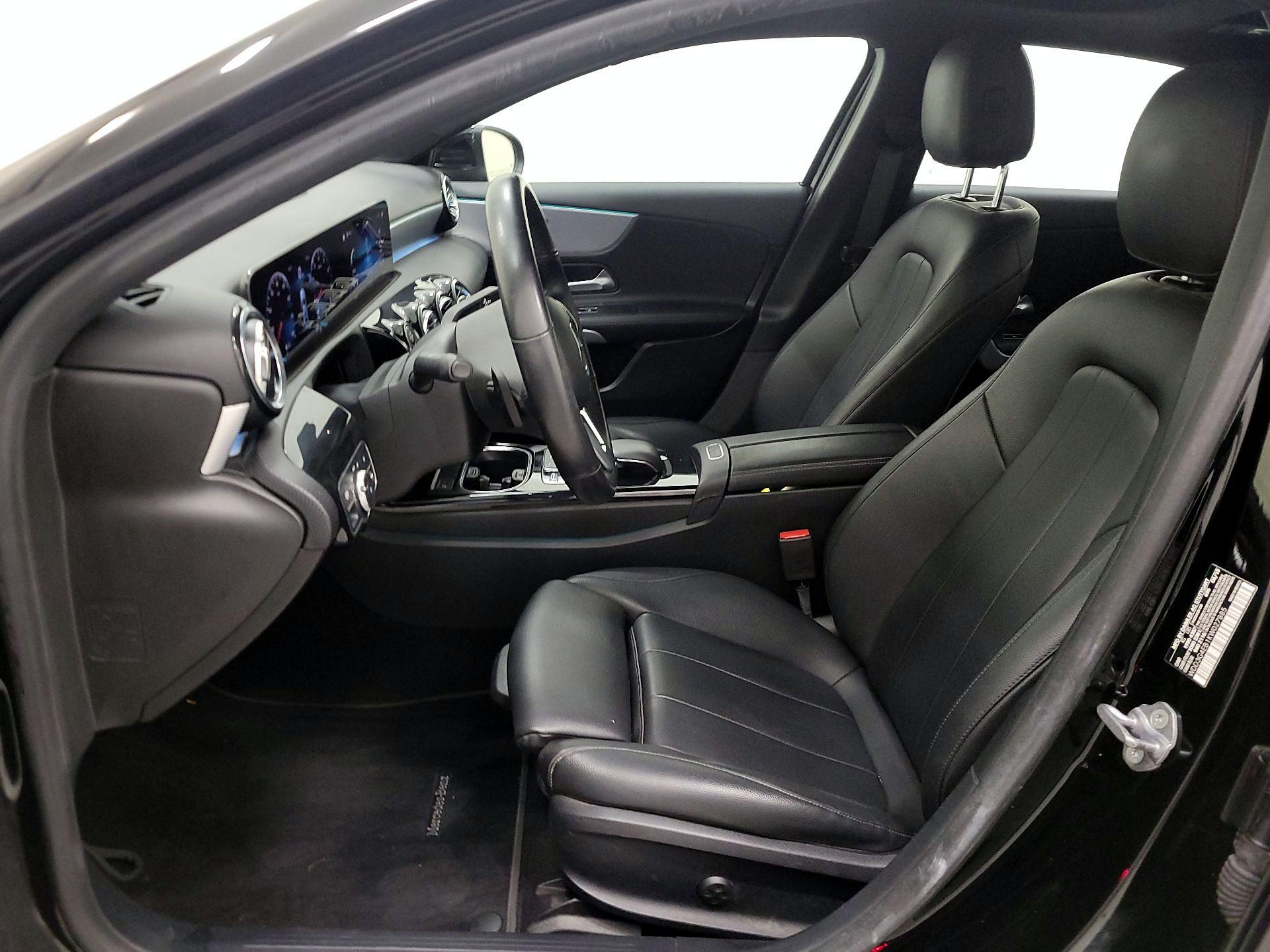 Thumbnail: 2019 Mercedes-Benz A-Class - 11