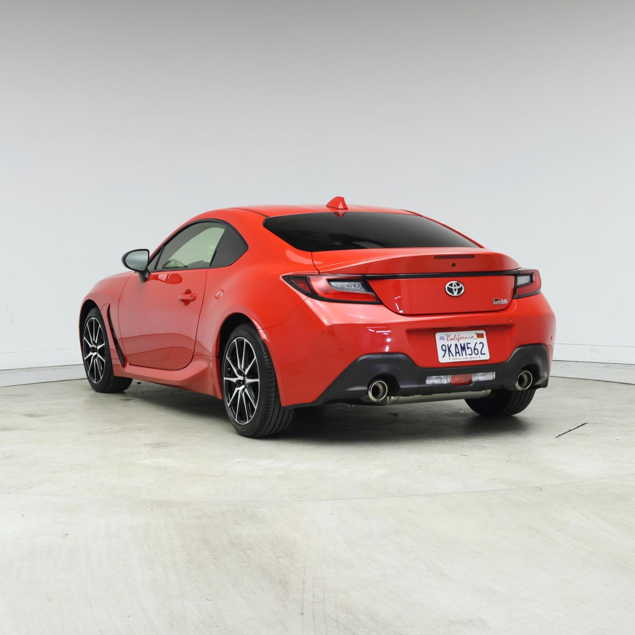 Thumbnail: 2023 Toyota GR86 - 2