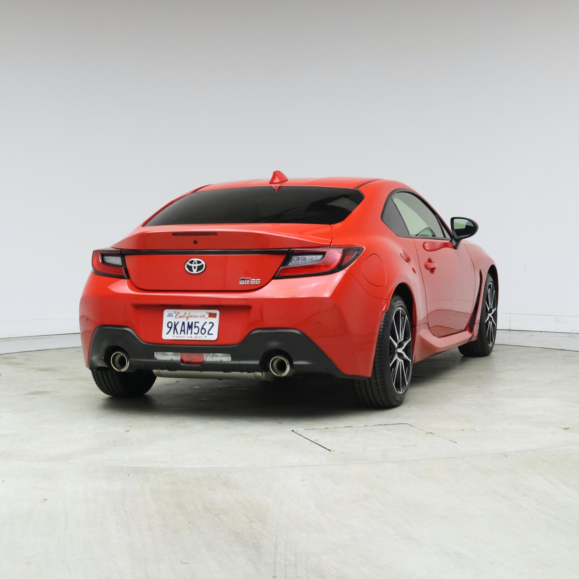 Thumbnail: 2023 Toyota GR86 - 8